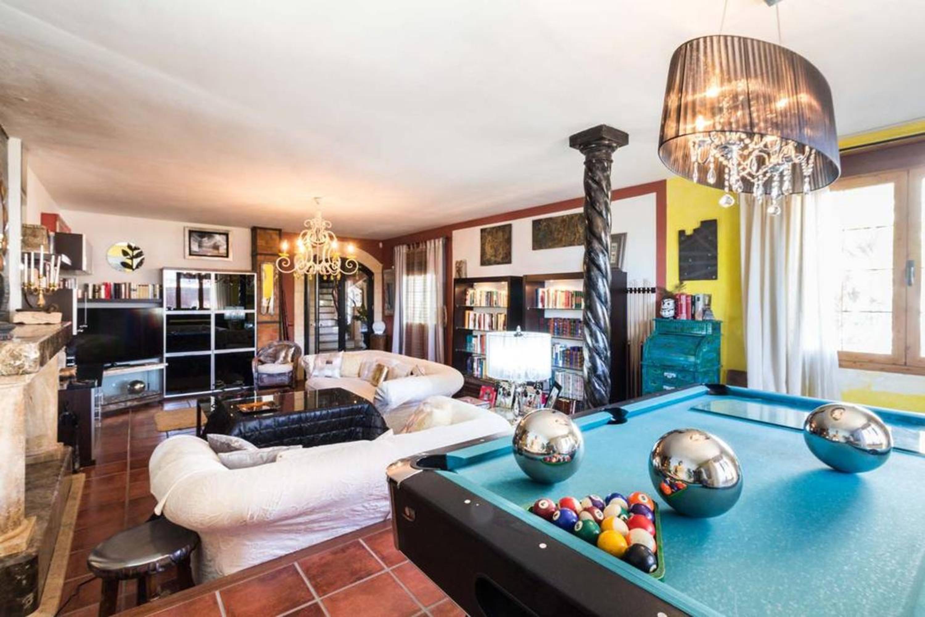Charming Villa in Padul with Mountain View and Private Pool