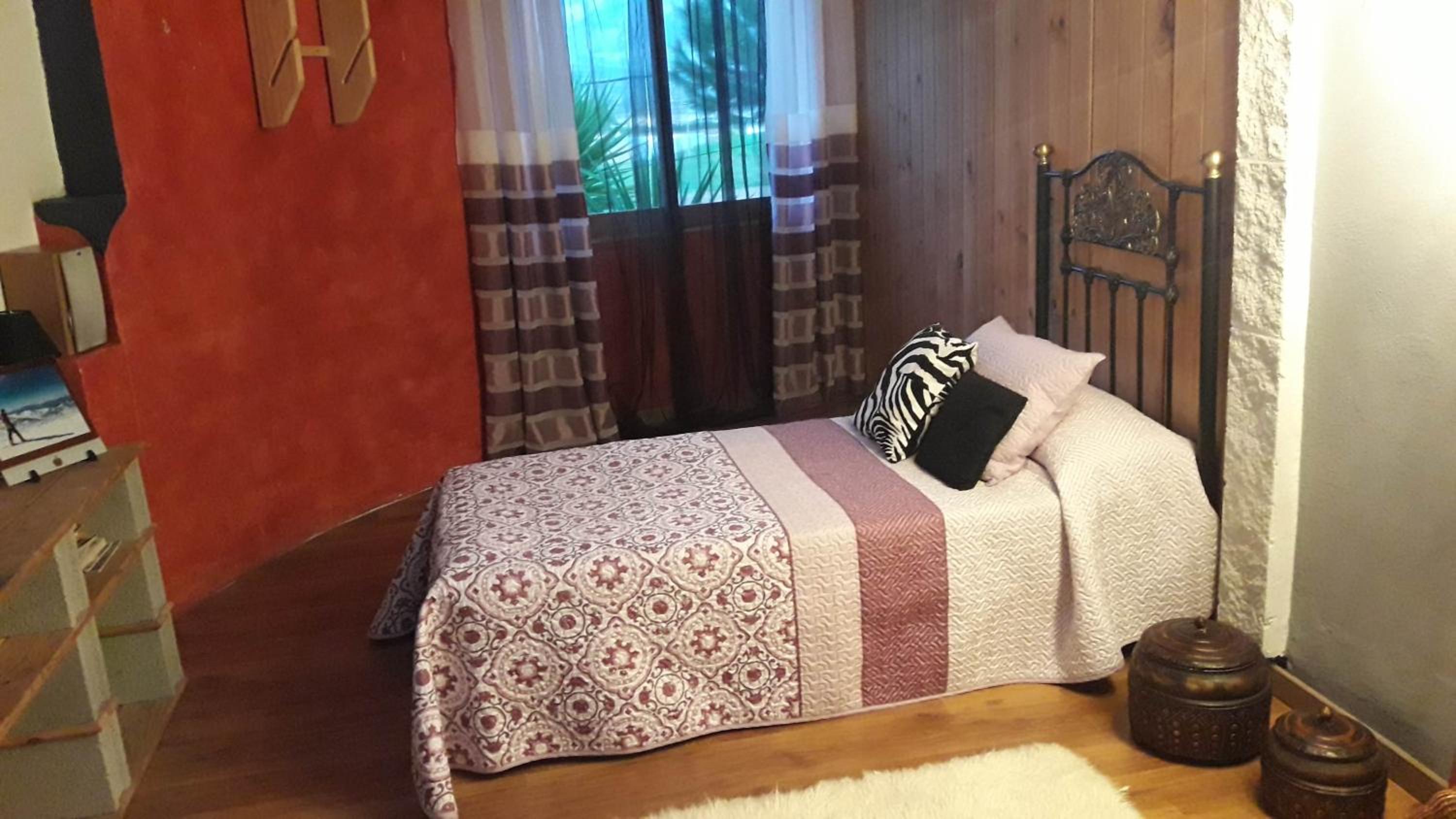 Charming Villa in Padul with Mountain View and Private Pool