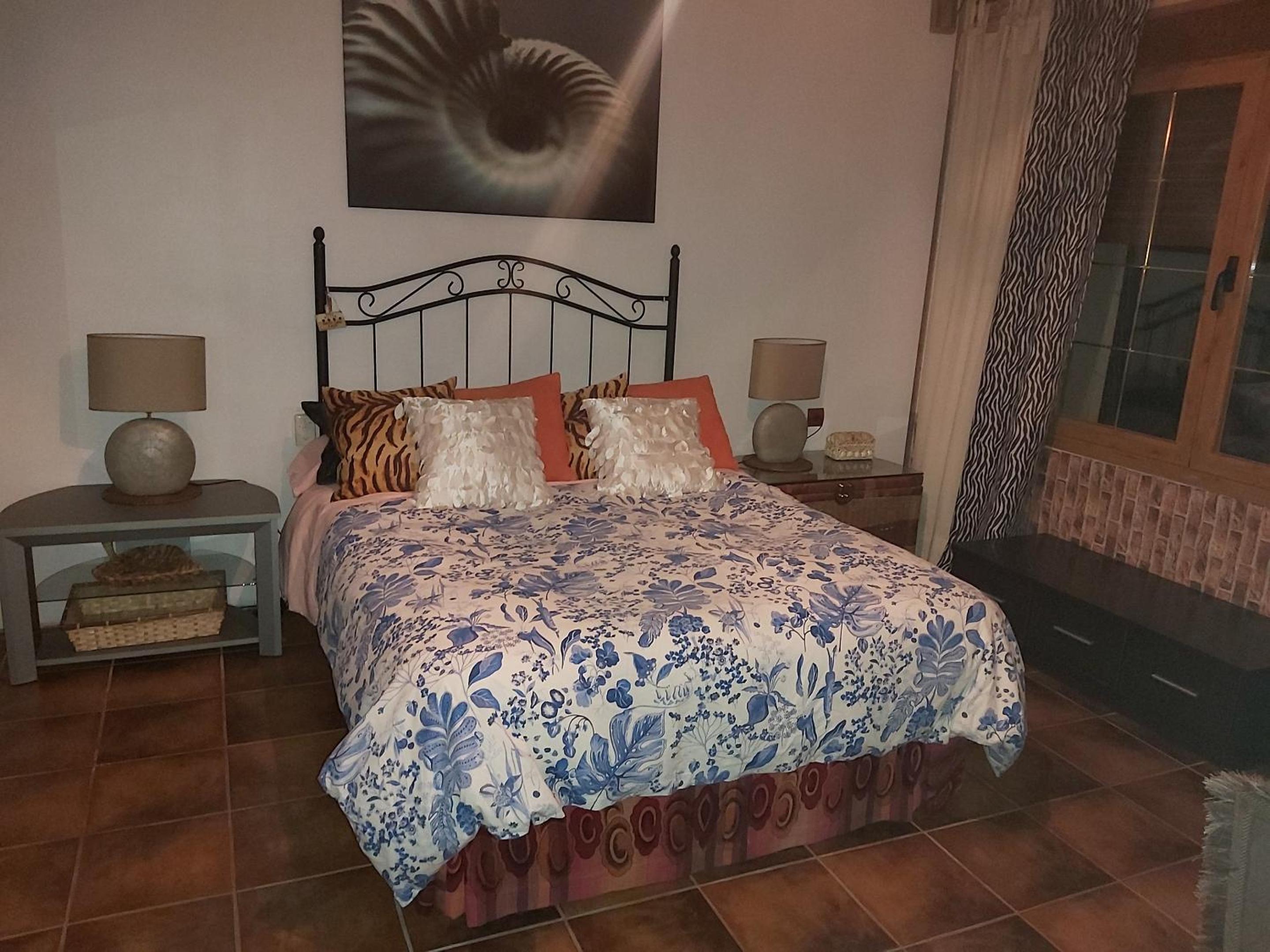 Charming Villa in Padul with Mountain View and Private Pool