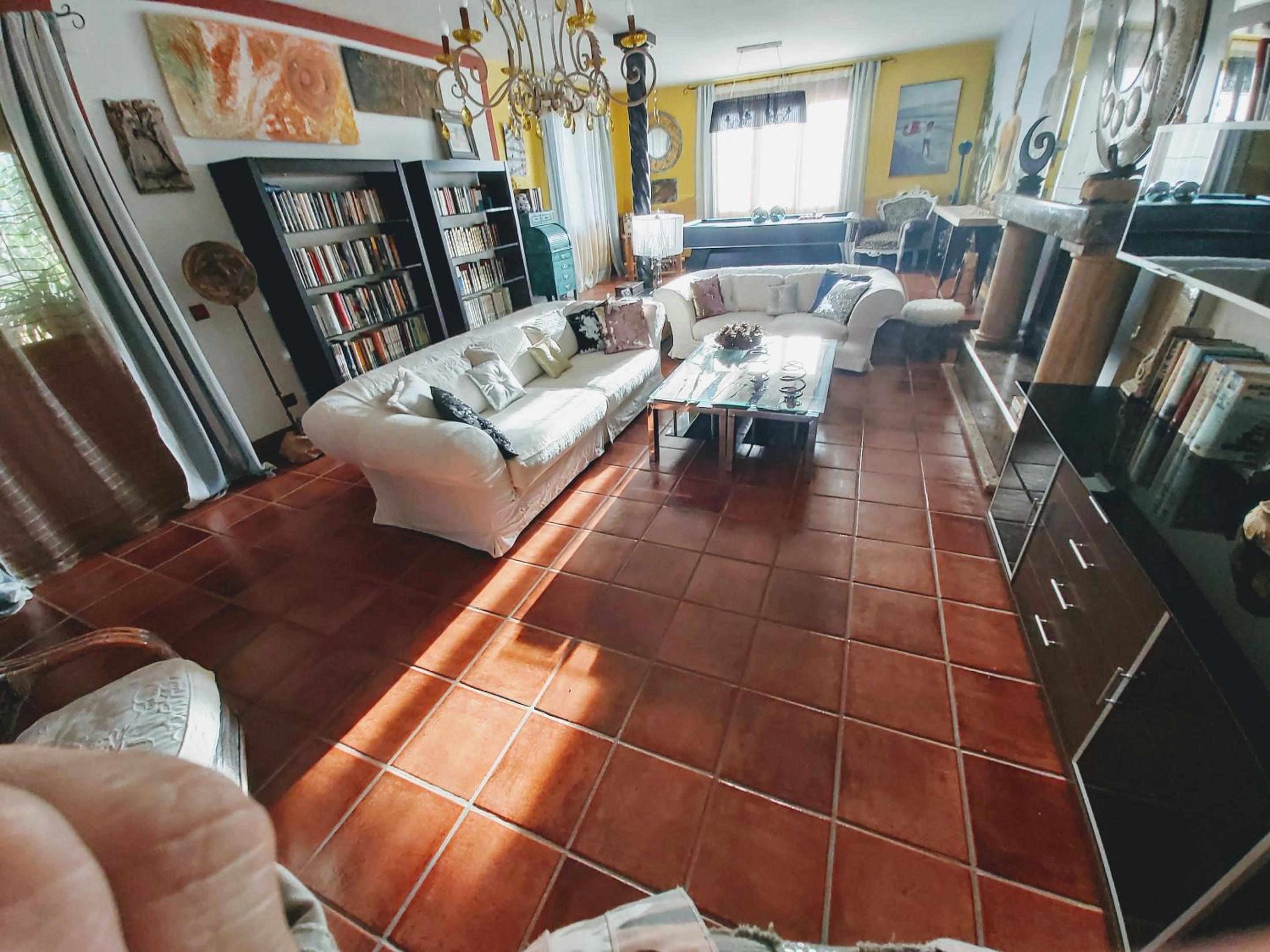 Charming Villa in Padul with Mountain View and Private Pool