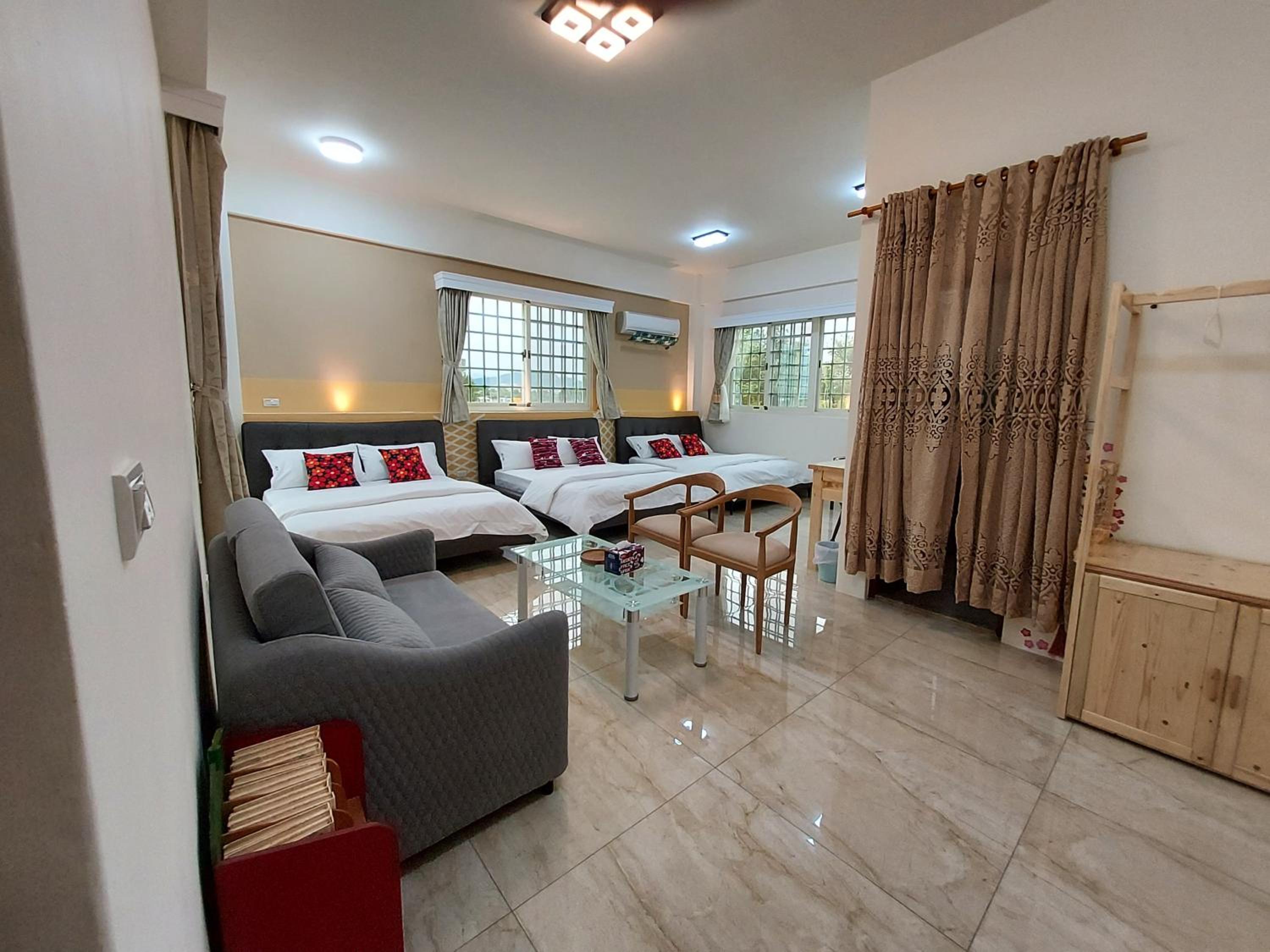 Photo 100
