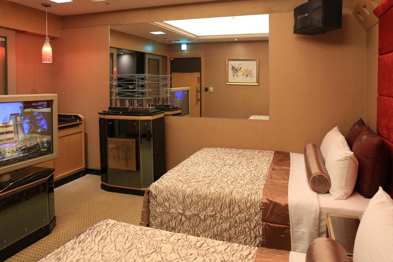 In-stone Motel