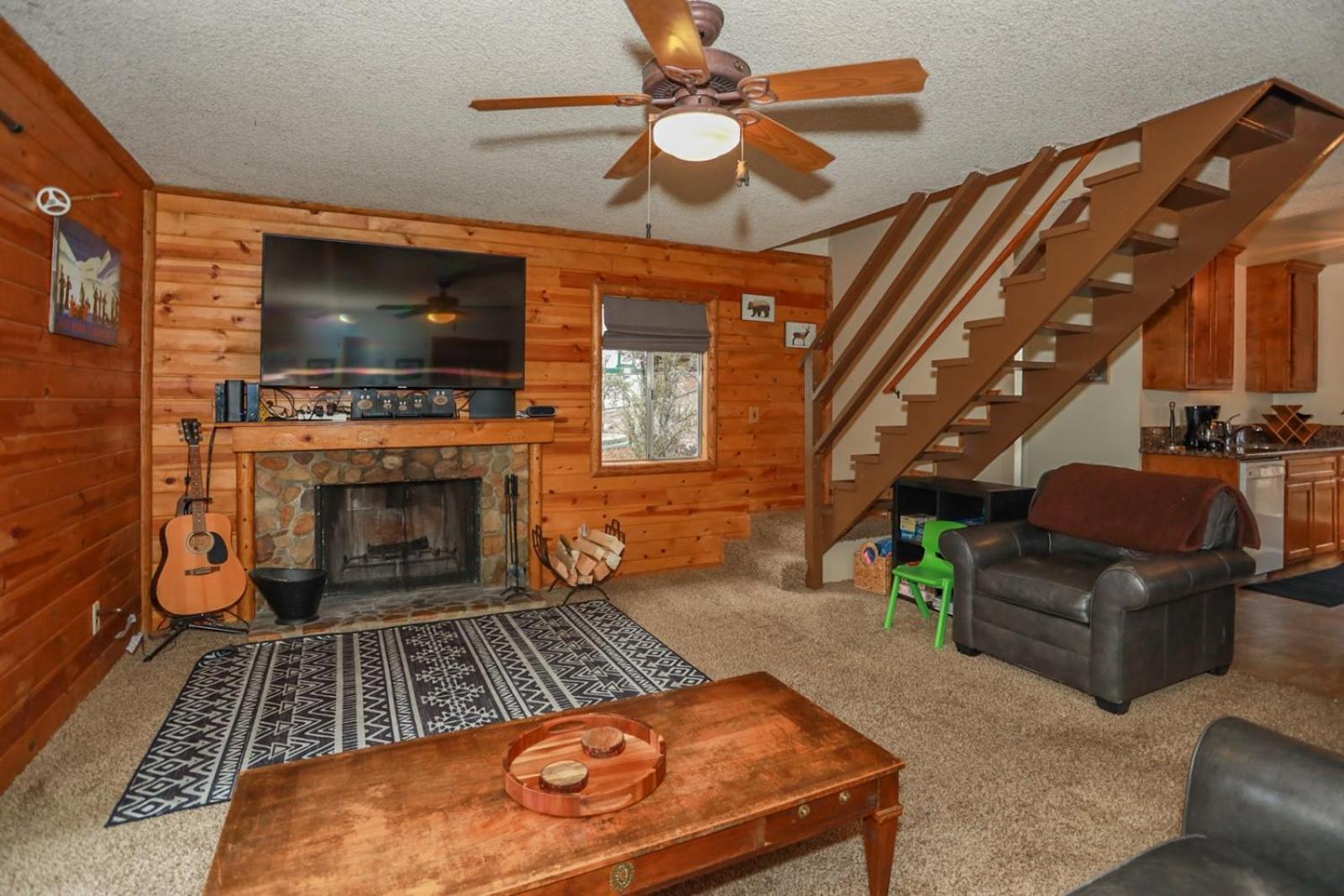 Maple Hill Lodge home view 3