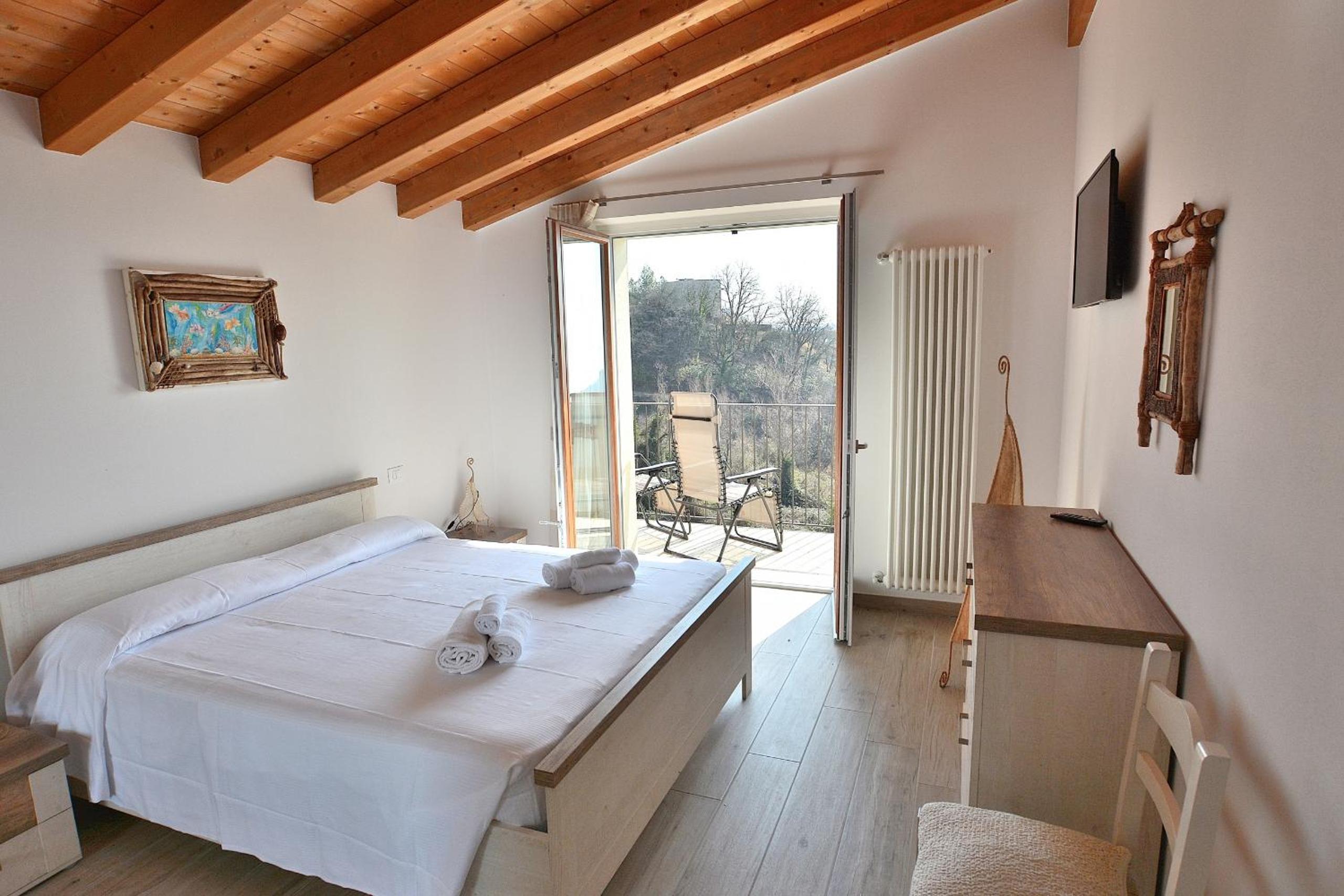 Blue Apartment in Marciaga di Costermano photo 4