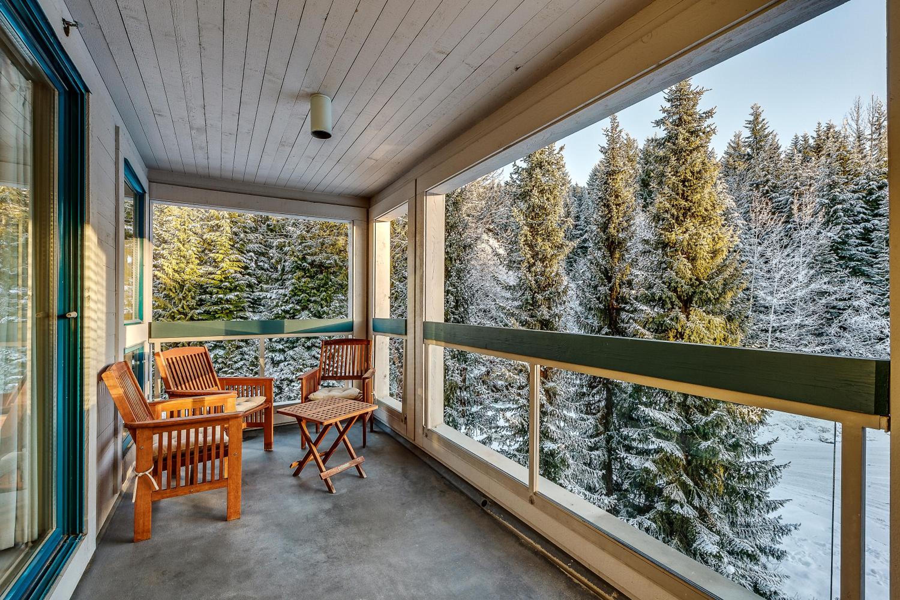 Greystone Lodge 401 Ski-in Out