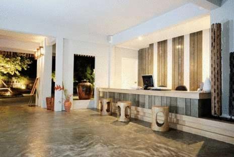 Bari Lamai Resort