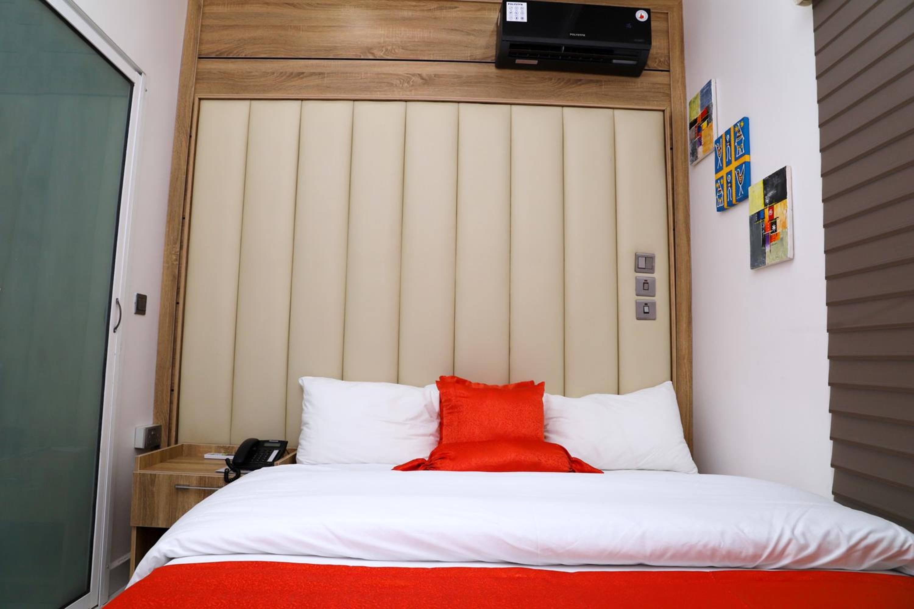 GAZANIA CLASSIC SUITE, RHODABODE APT. view 4