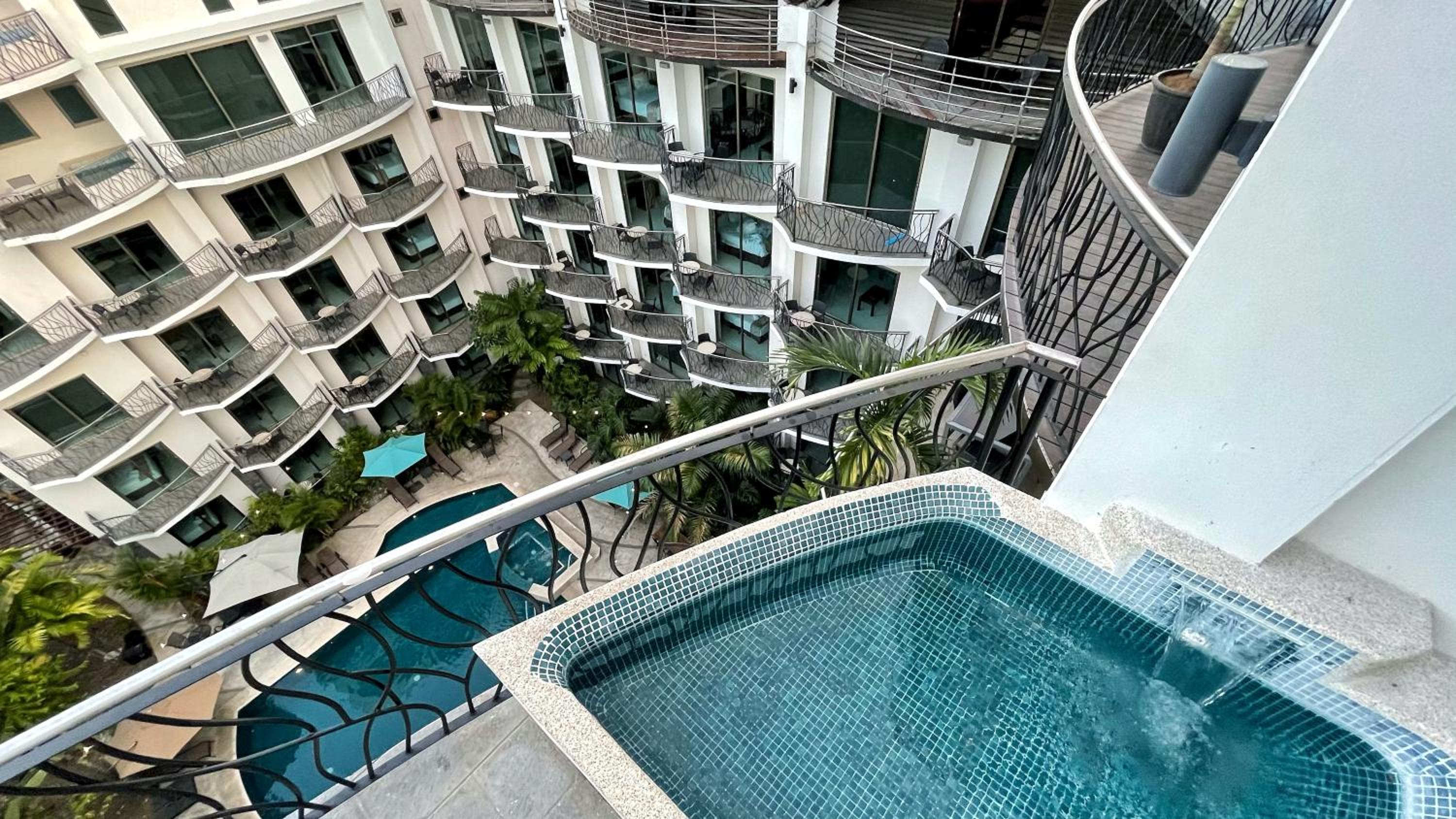 Luxury SKY PENTHOUSES 3-6BR Condo-Hotel at Oceano Jaco