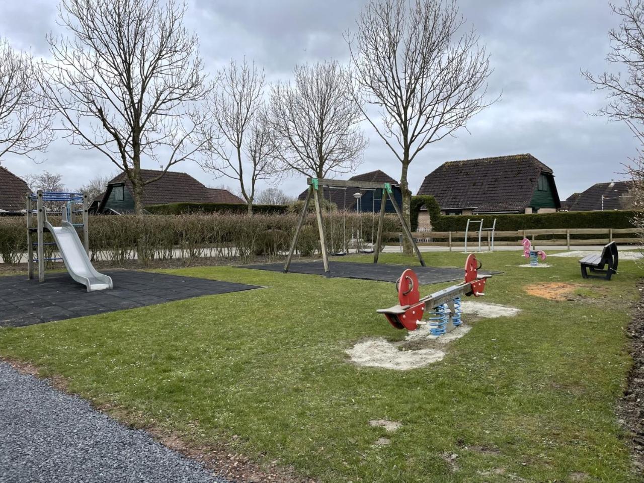 Veerse Meer Lodge view 2