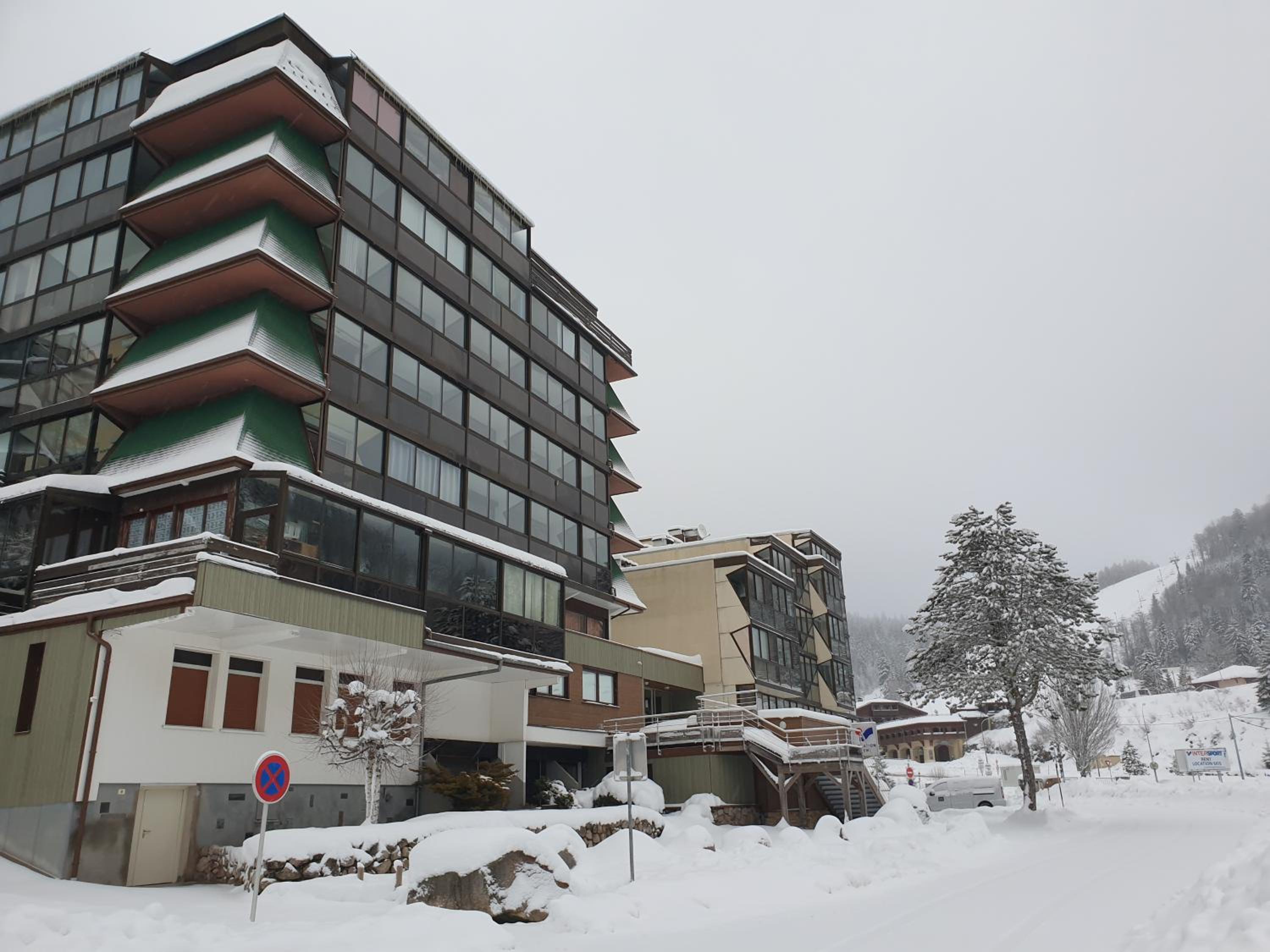 Résidence belle hutte coté pistes de ski