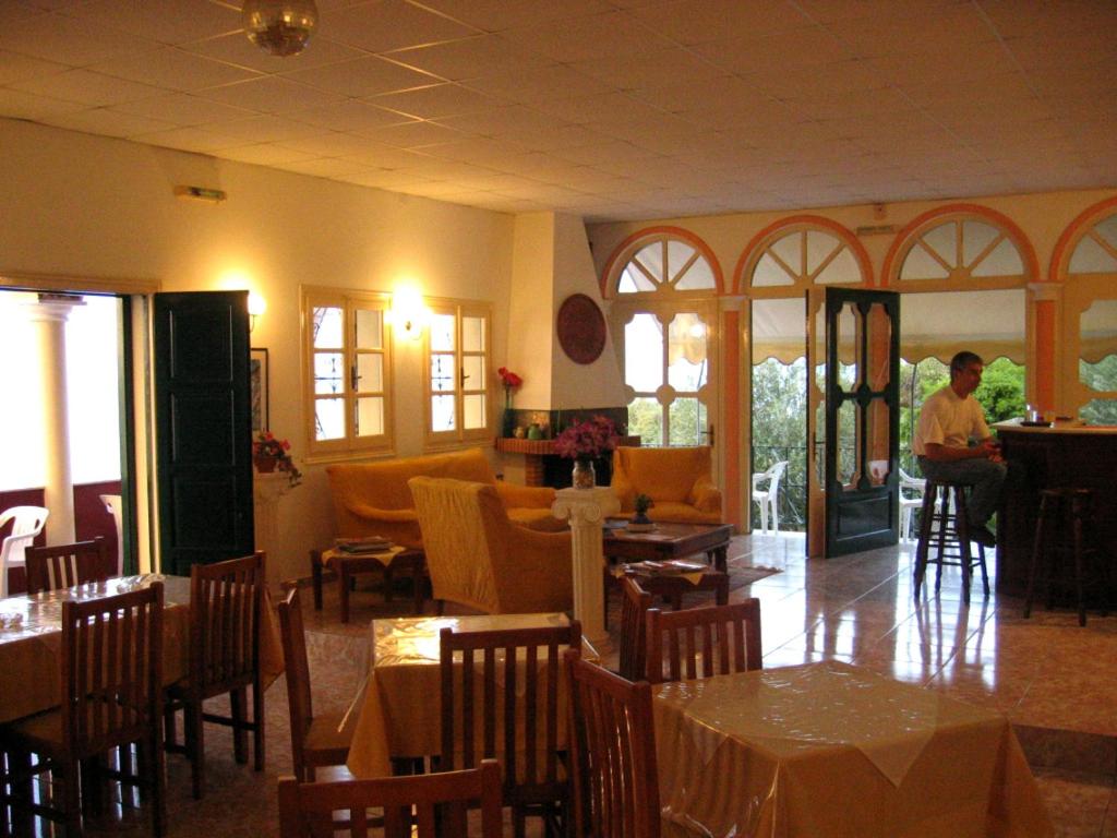 Apraos Bay Hotel In Kalamaki Beach, 3 stars hotel photo 4