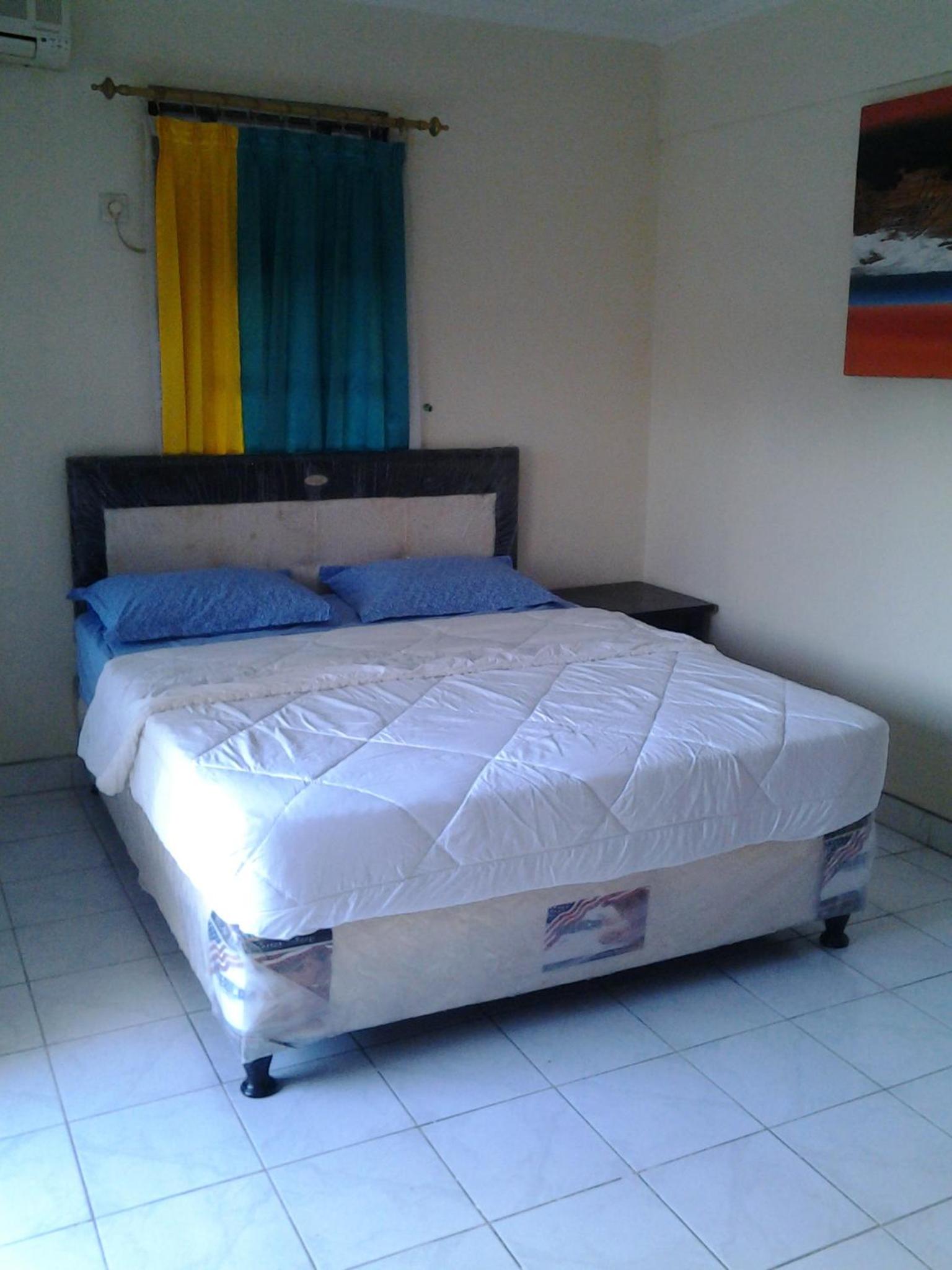 RedDoorz at Mahendra Beach Inn Kuta