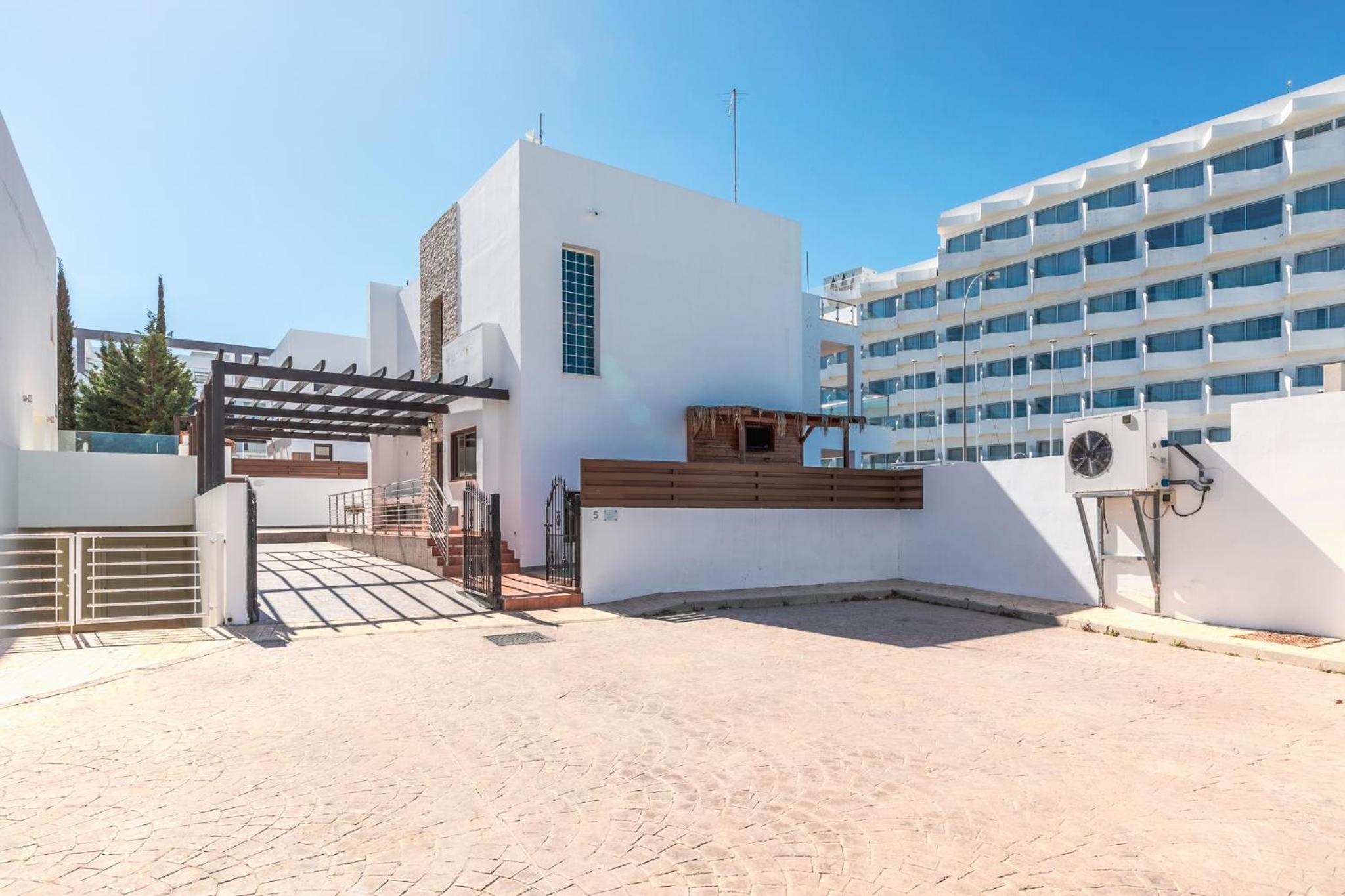 Seafront Protaras Villas