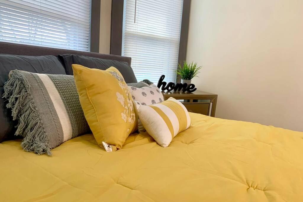 6BR Retreat-Great for Reunions and Getaways minutes from Niagara Falls - Image 5