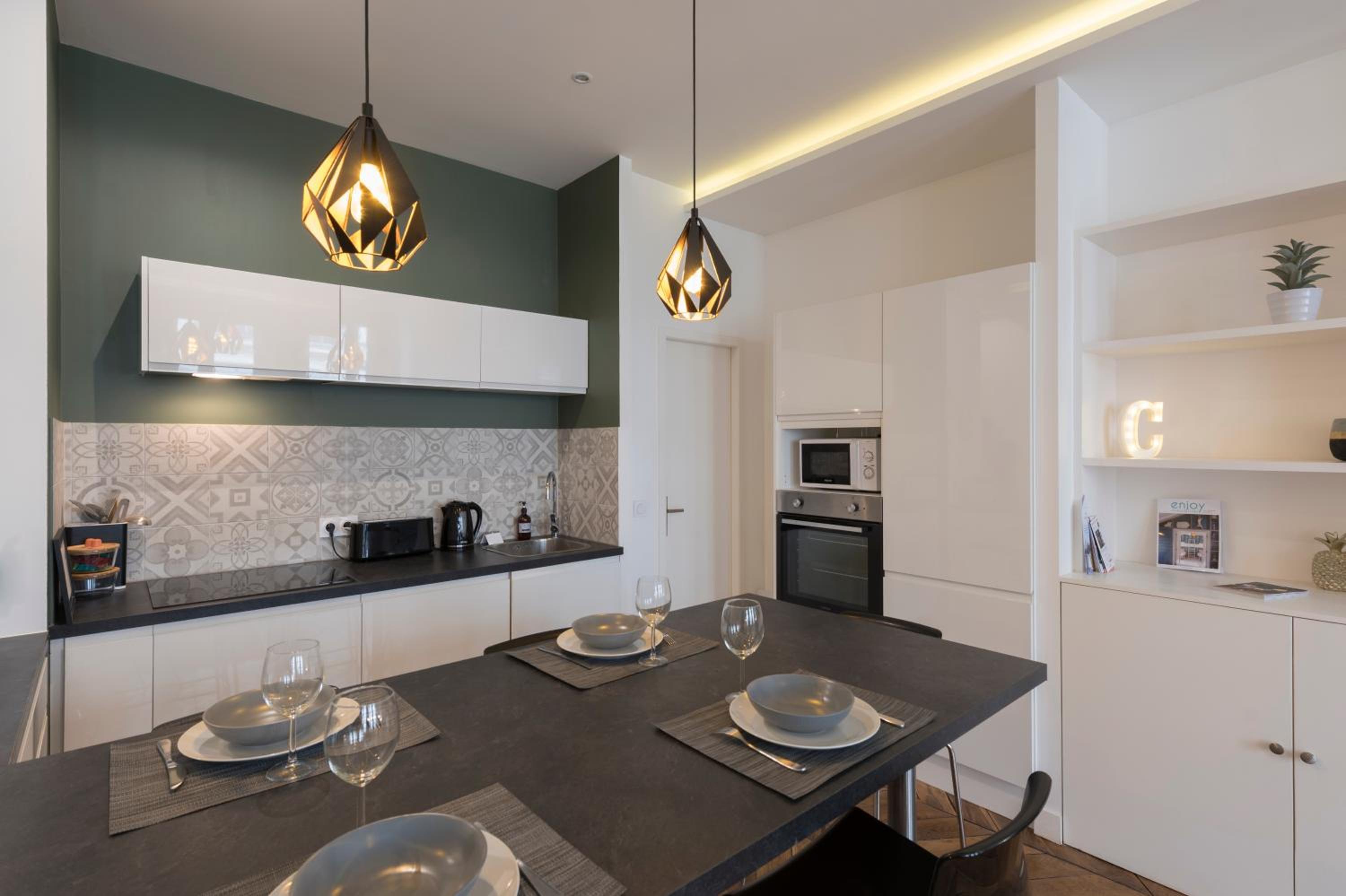 Hotel Le Confident - Grand T2 au coeur de Lyon - Image 1