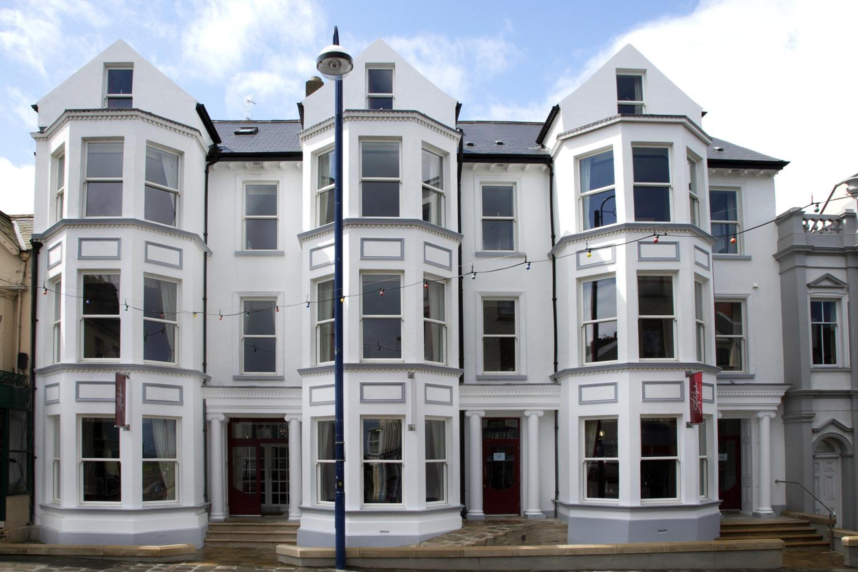 Hotel Portrush Adelphi - Image 1