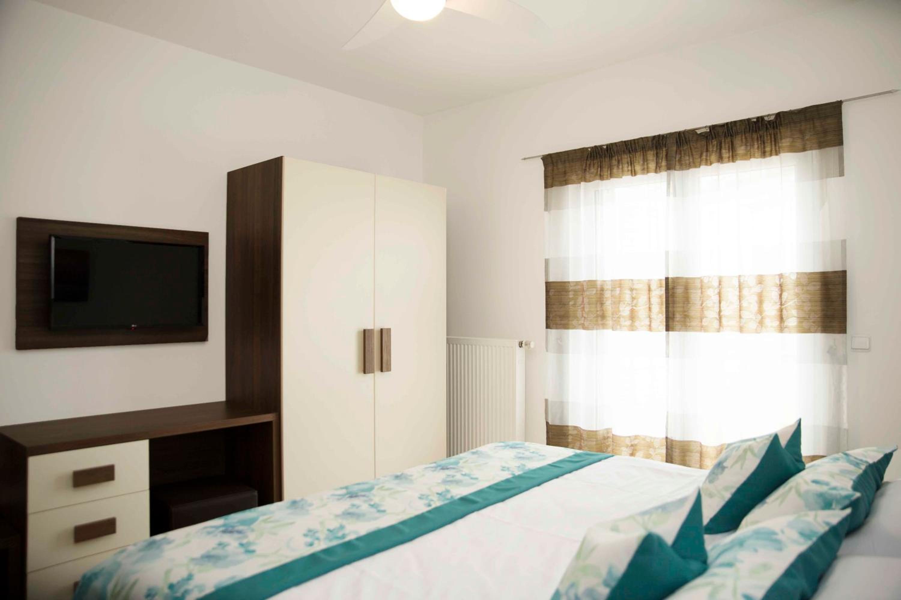 Apartments Visnja