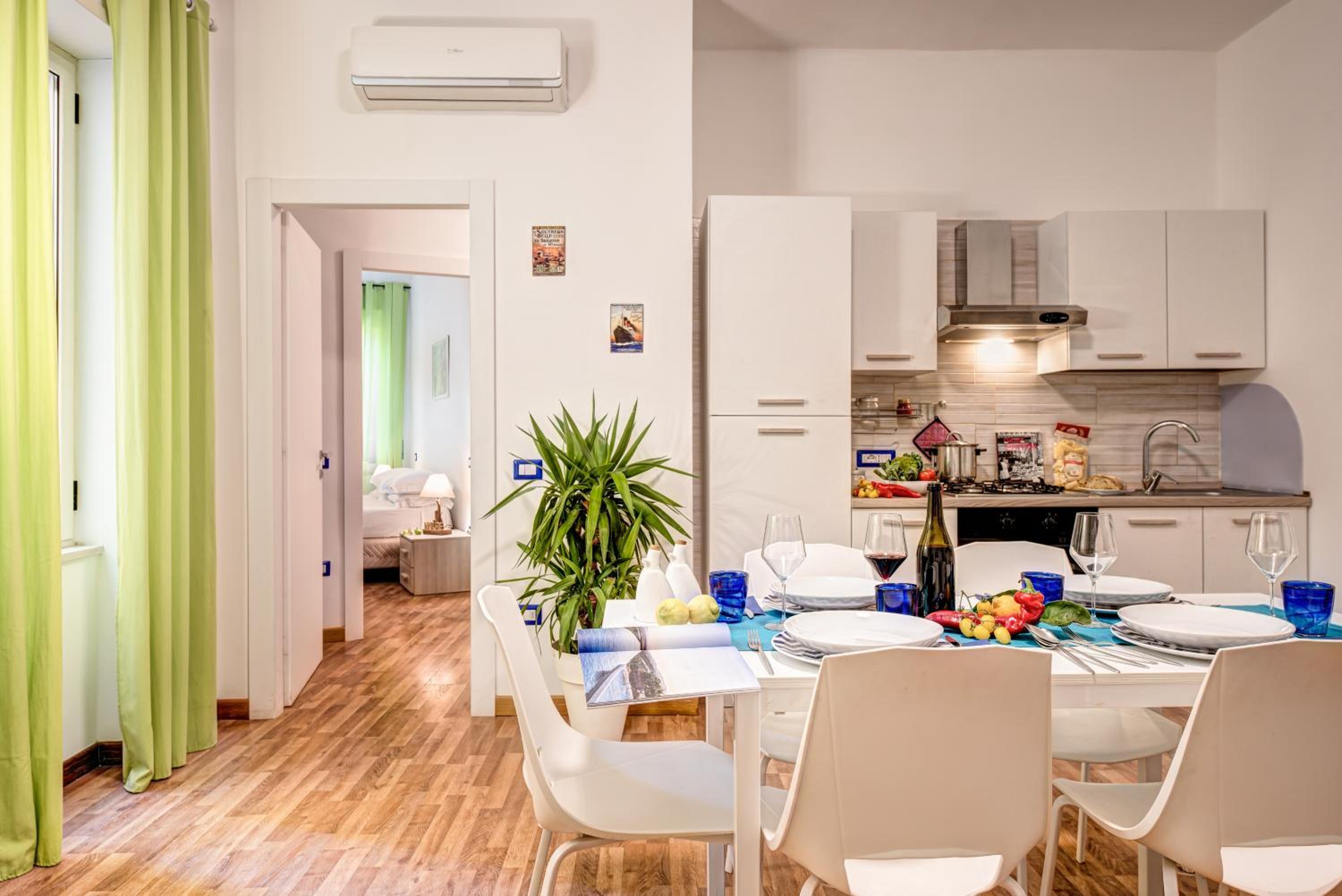 Living Times Apartment photo 4