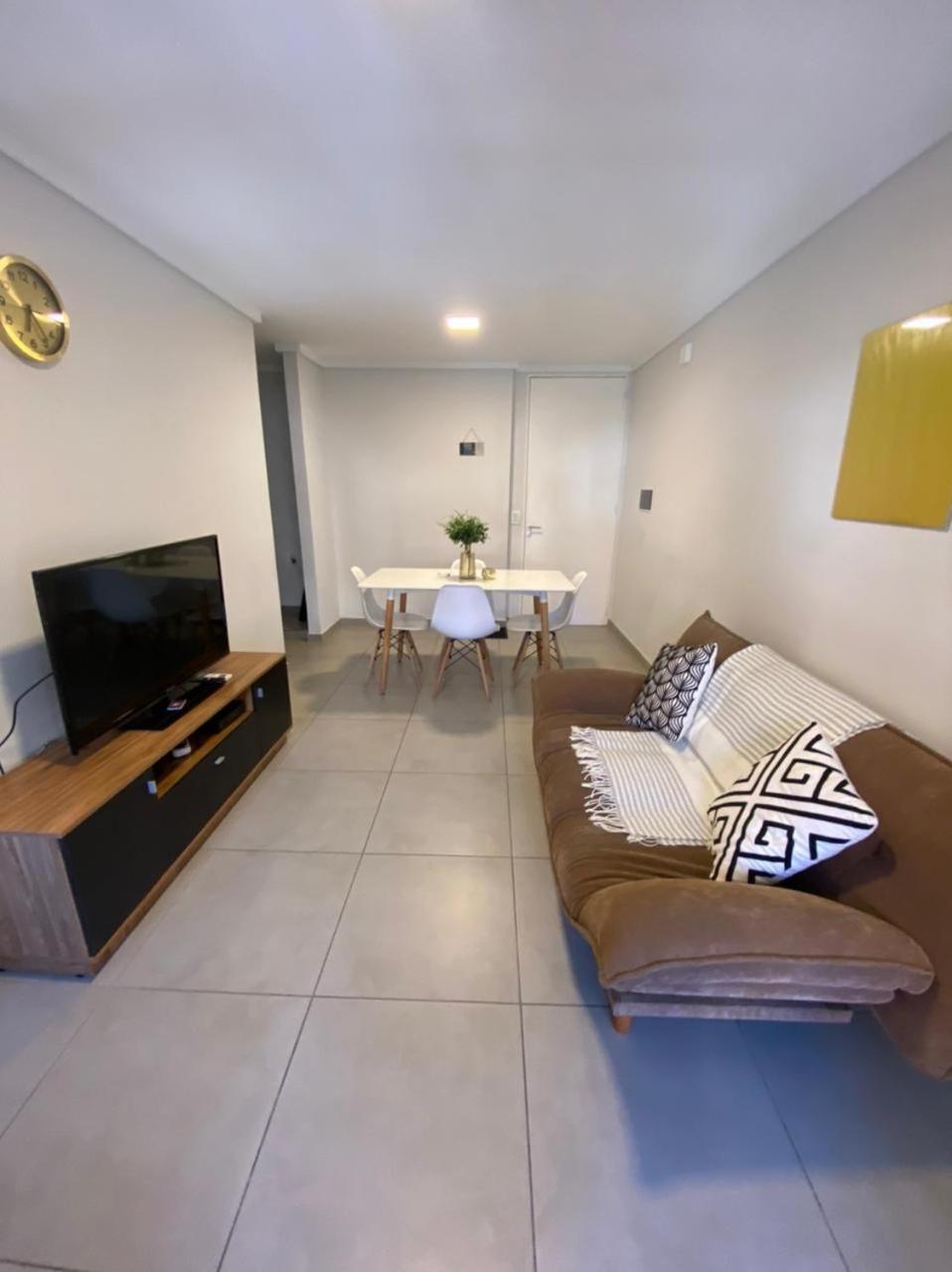 LitStay Brasil con cochera, pileta y asadores