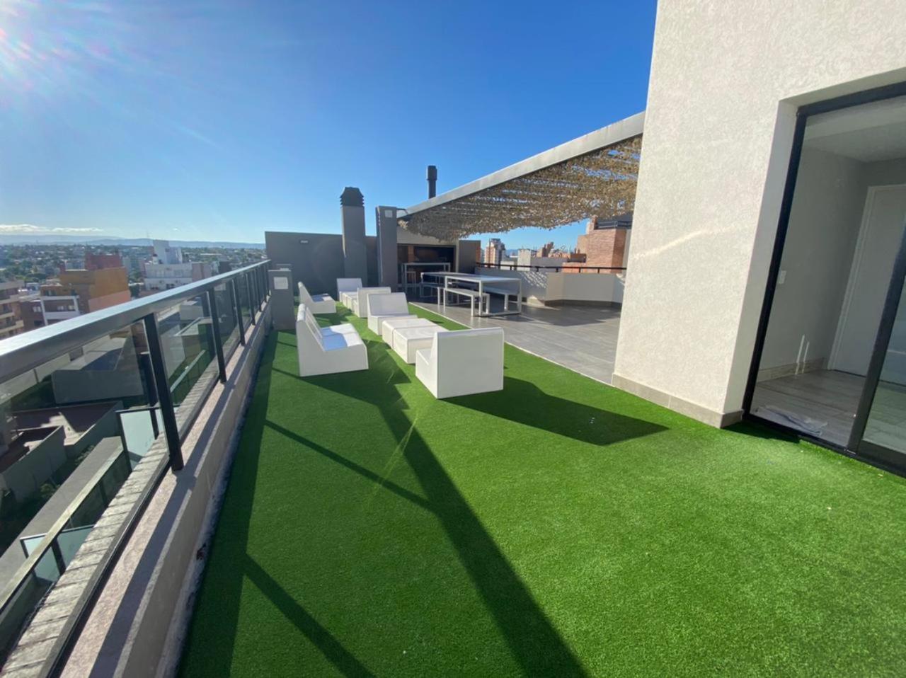 LitStay Brasil con cochera, pileta y asadores