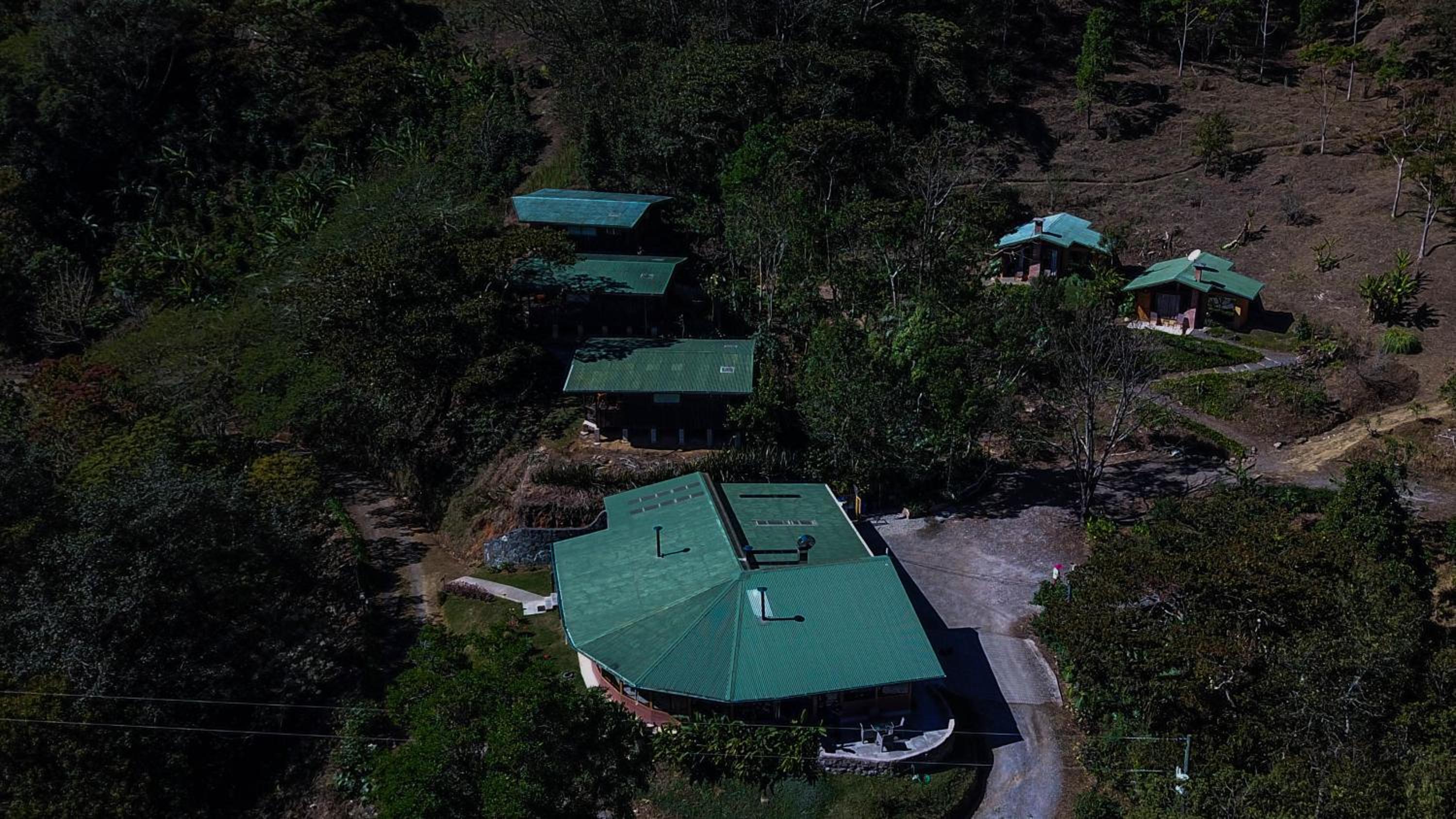 El Toucanet Lodge & Restaurante