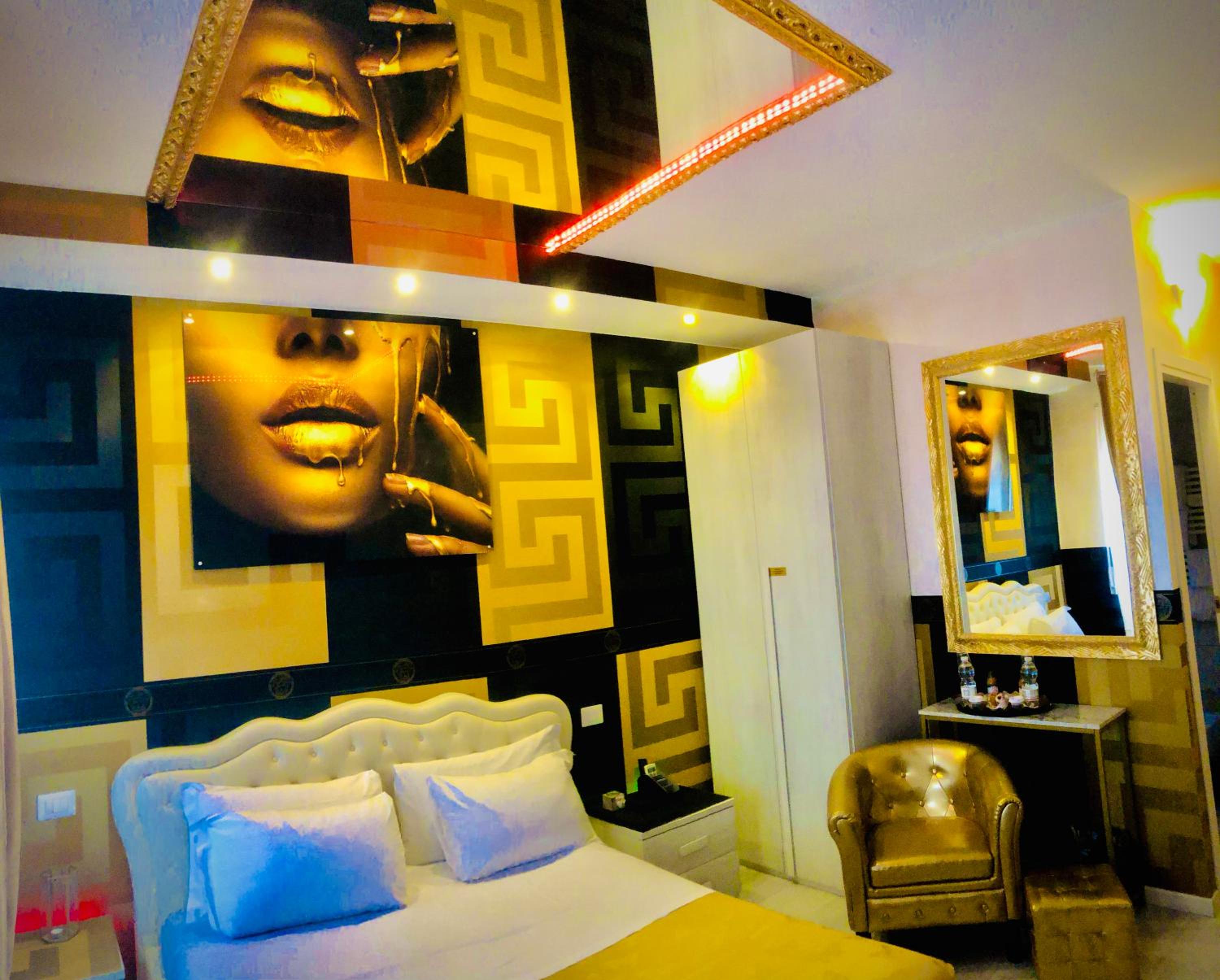 hotel room