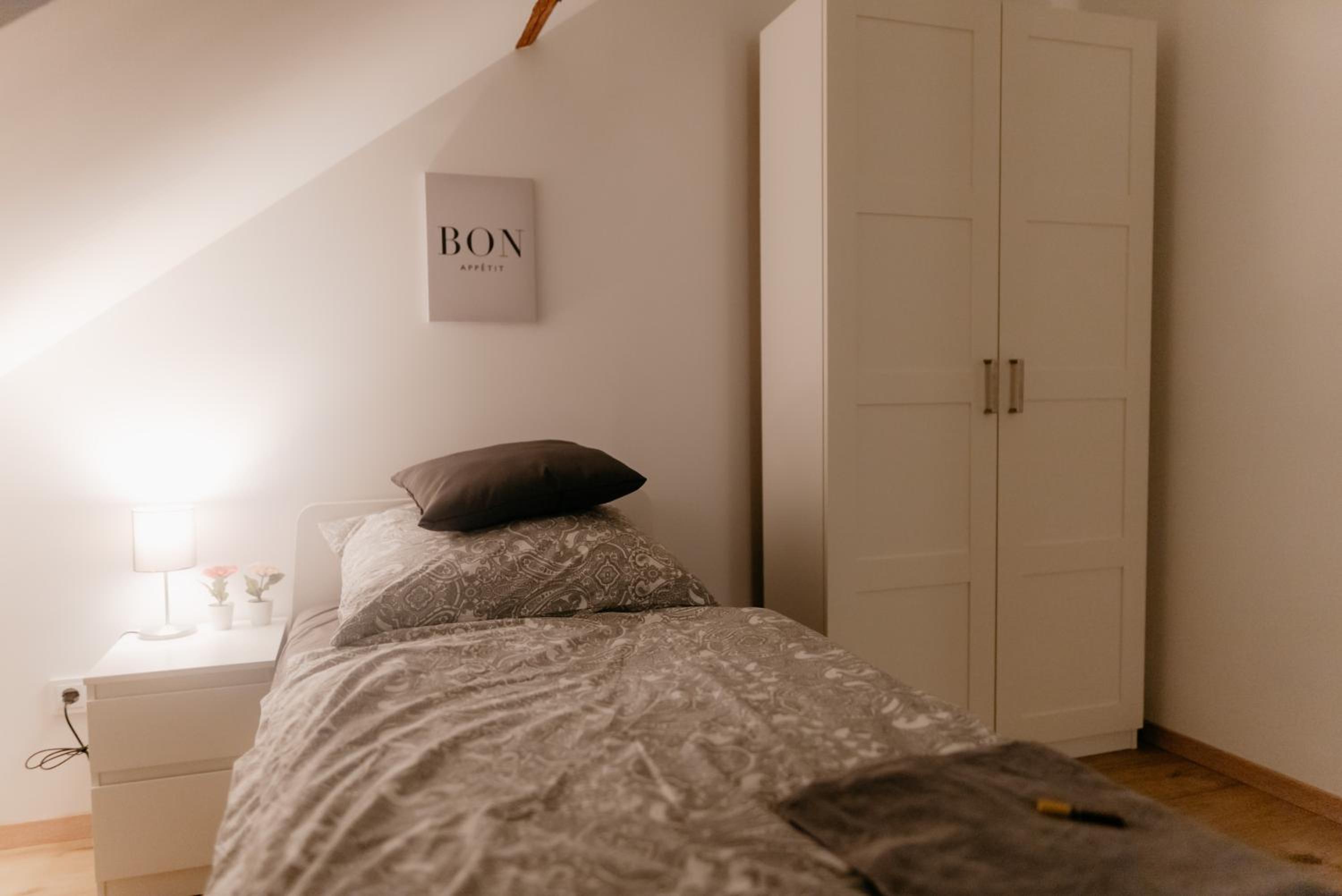 Monteurzimmer Pavan Luxemburg, Saarbrucken, Uberherrn Pavan T2-KEINE Ferienwohnung - Property Image 9