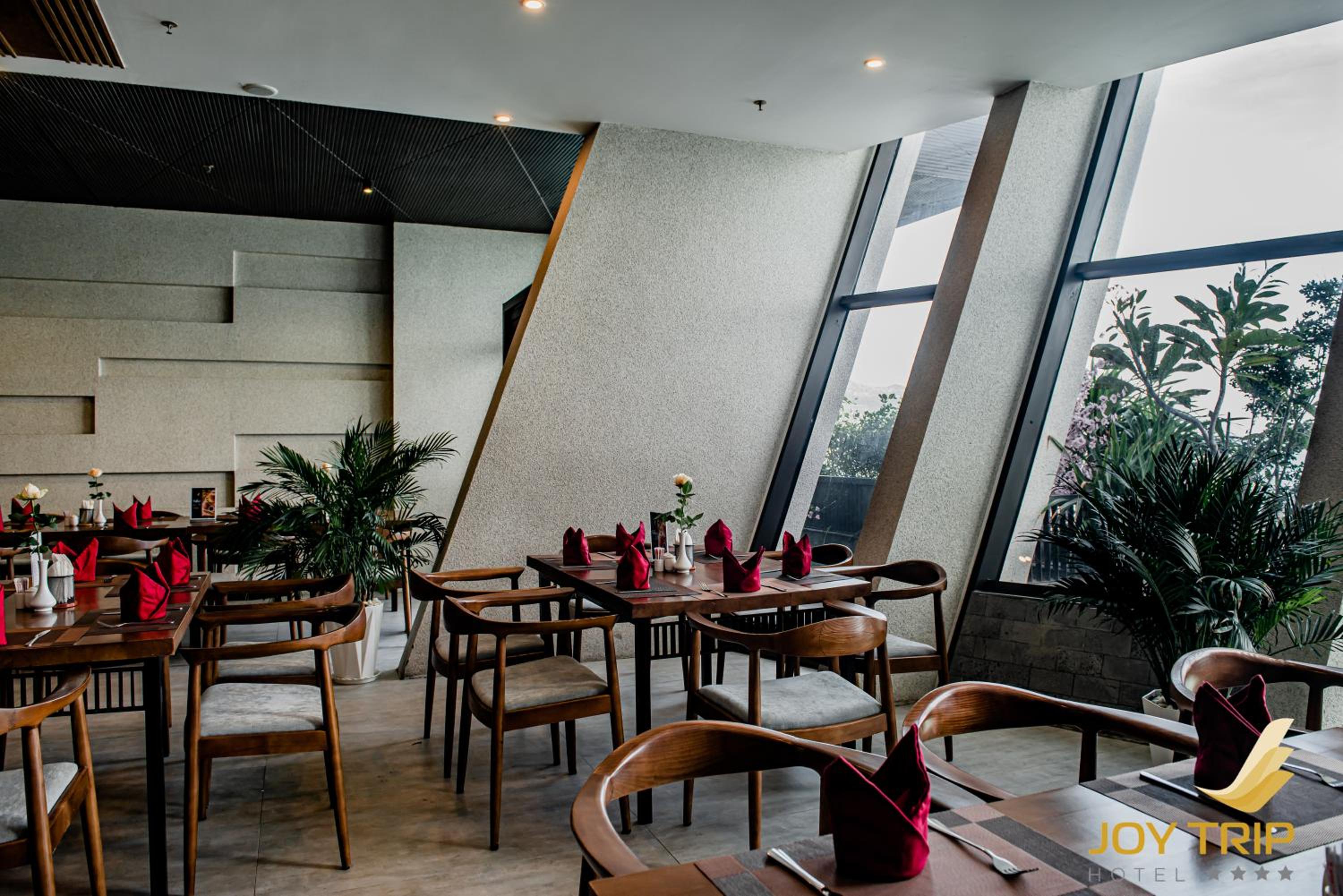 Joy Trip Hotel & Spa Nha Trang