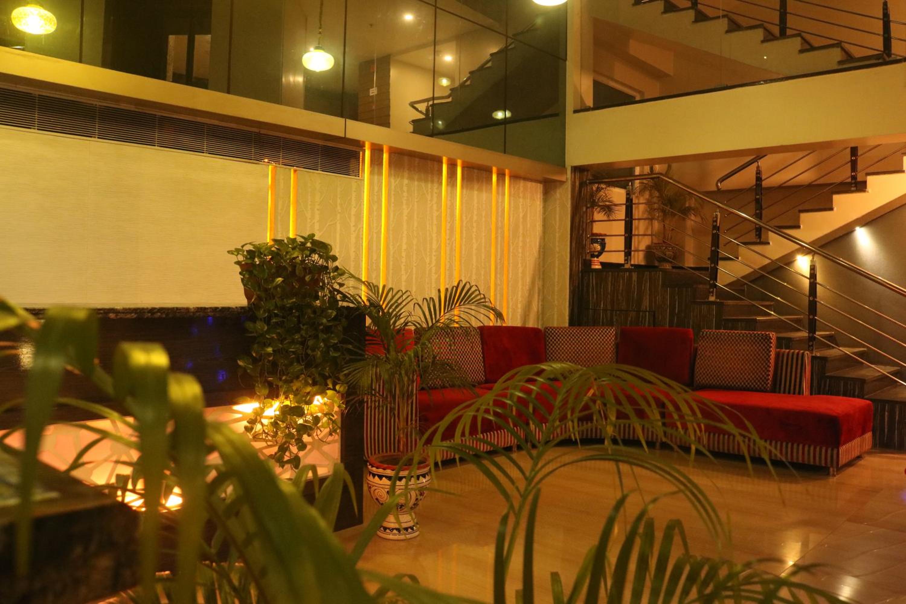 HOTEL THE KALYANIZ view 3