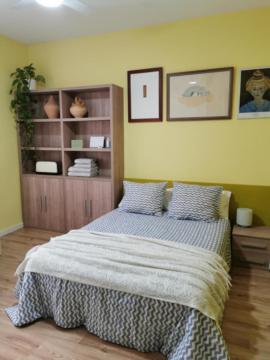 Dos habitaciones dobles en apartamento confortable photo 3