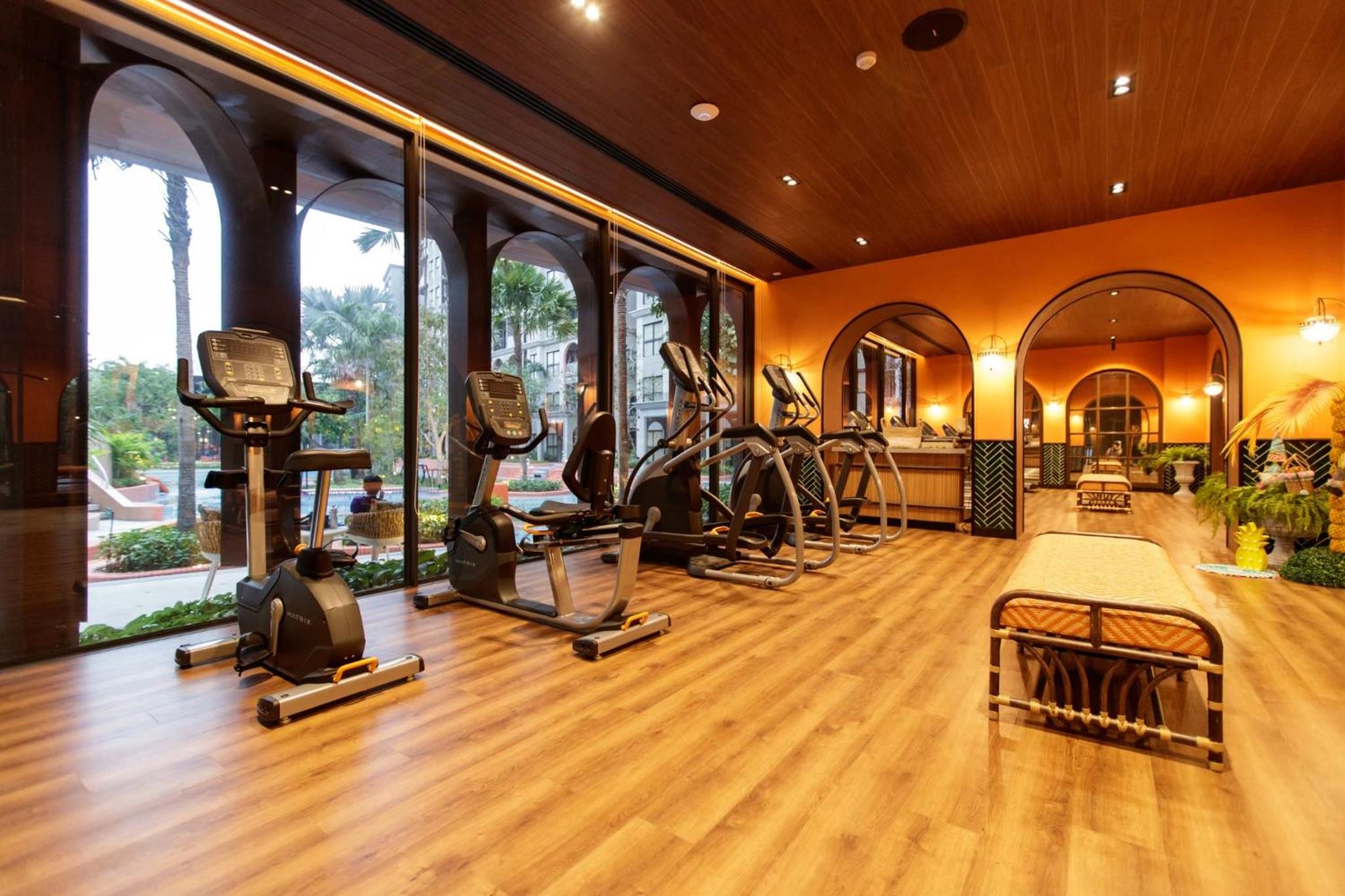 activities & amenities