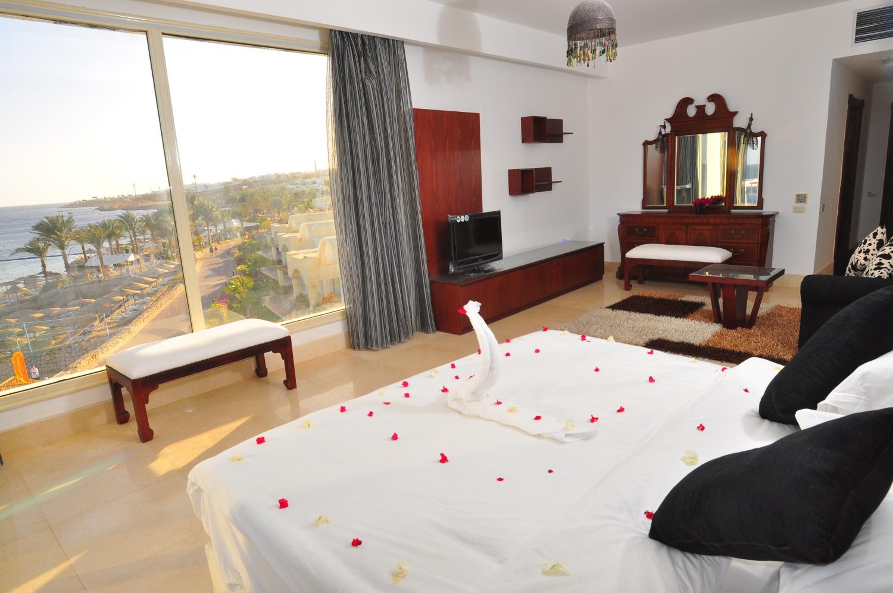 Carlton Luxury Villa view 4