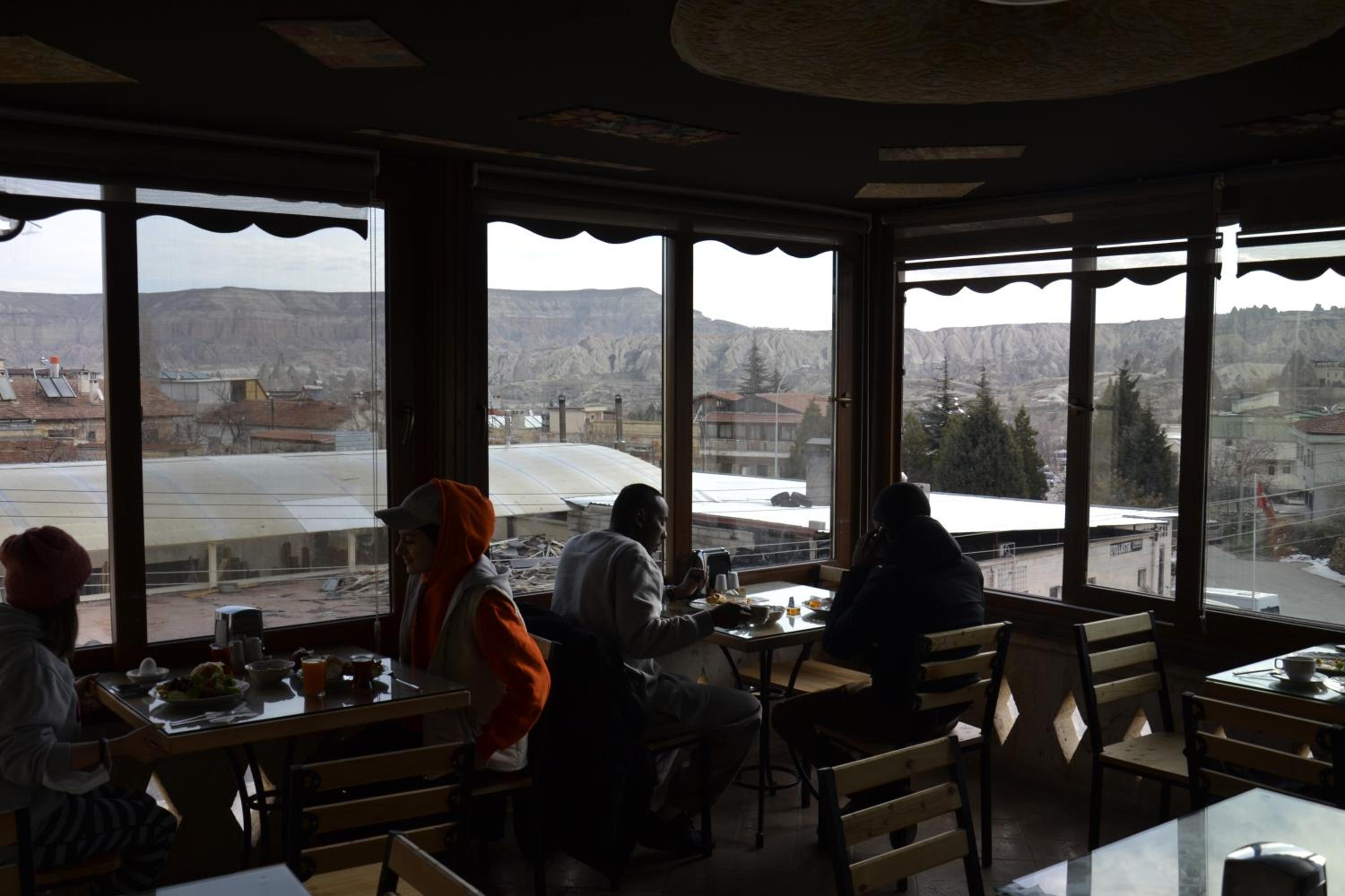 ShoeString Taş Ev - Image 14