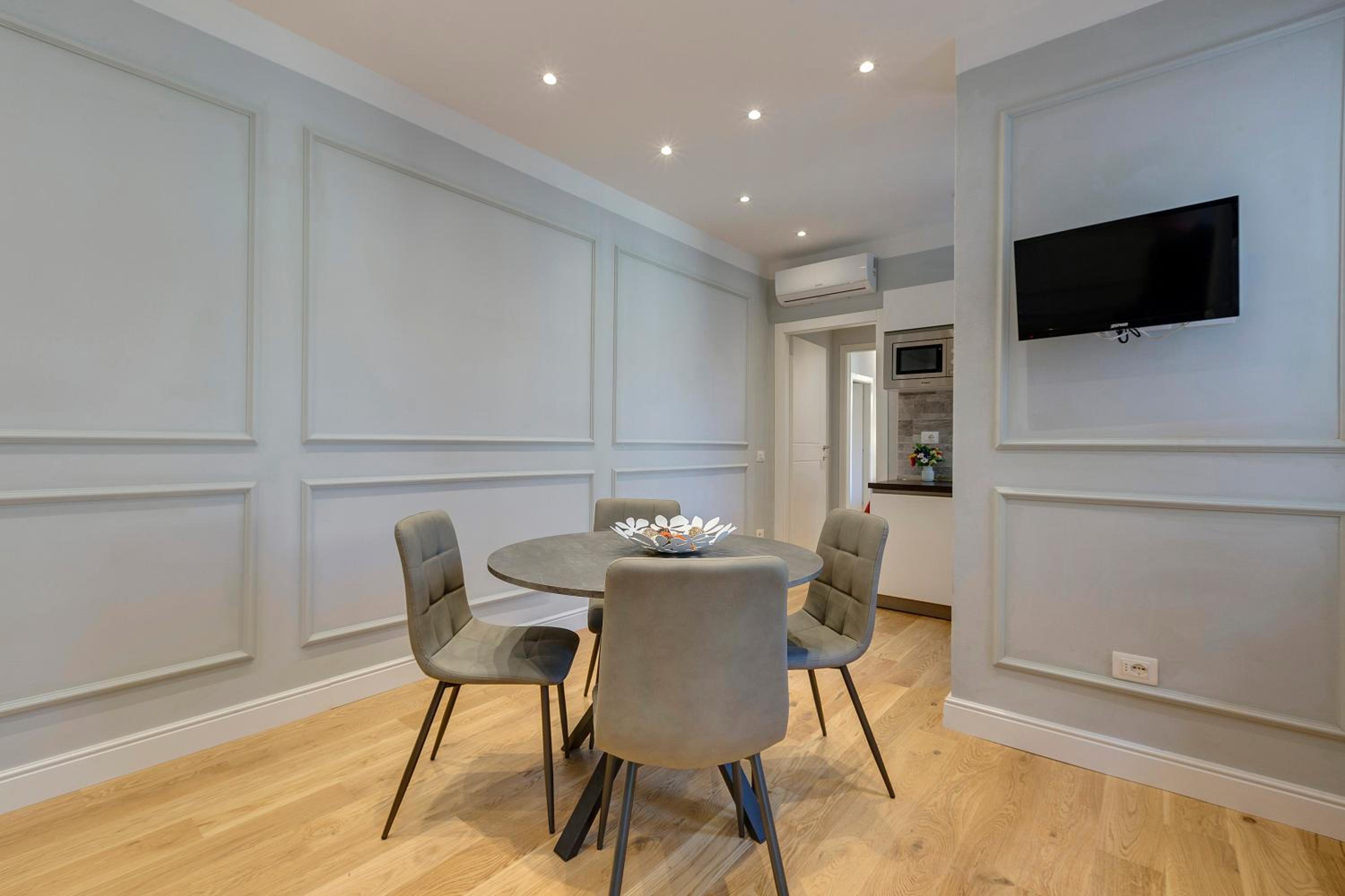 Hotel Sleep Tight Florence Suite - Image 1