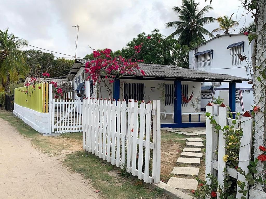 Cabañas Los Juanchos Coveñas