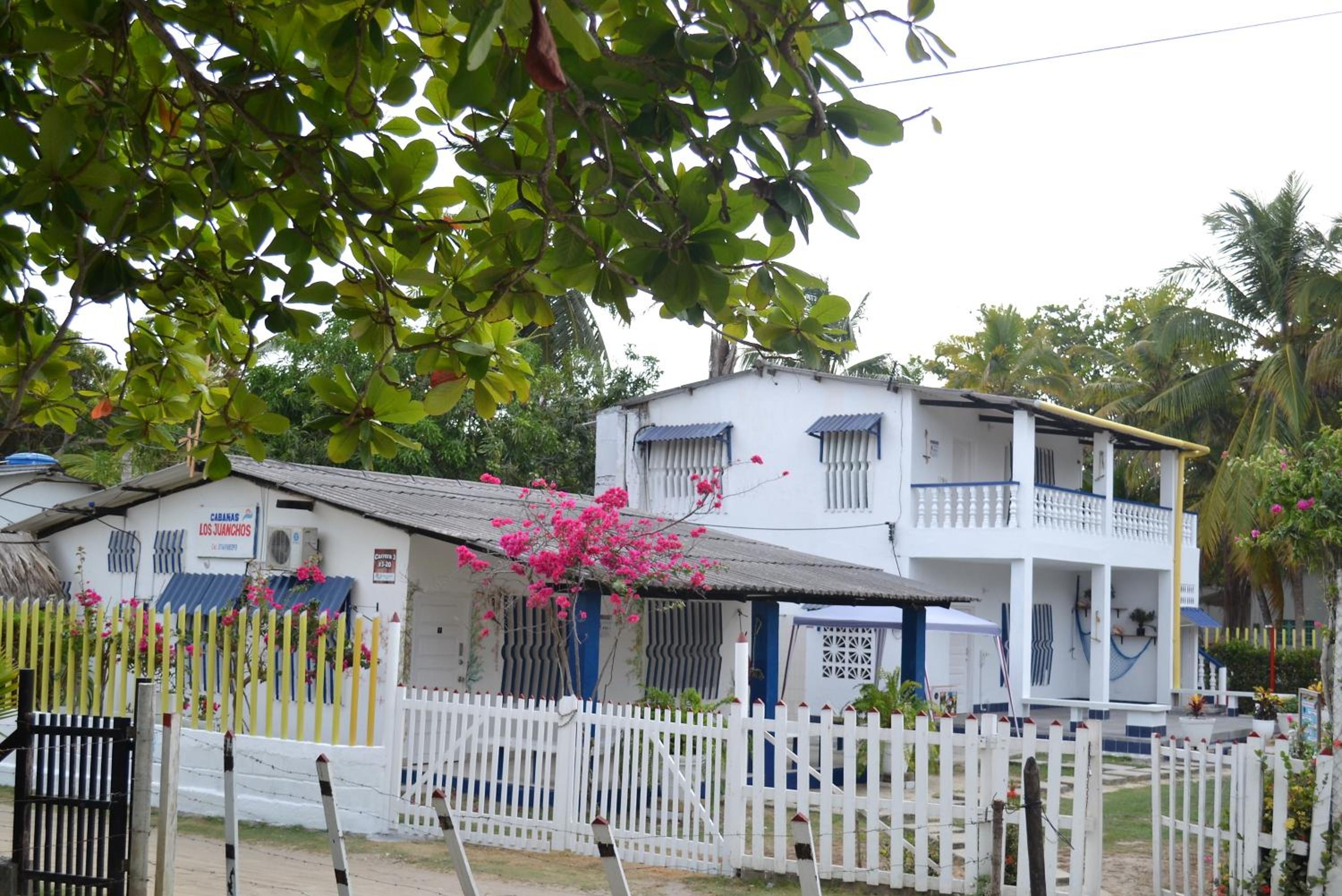 Cabañas Los Juanchos Coveñas