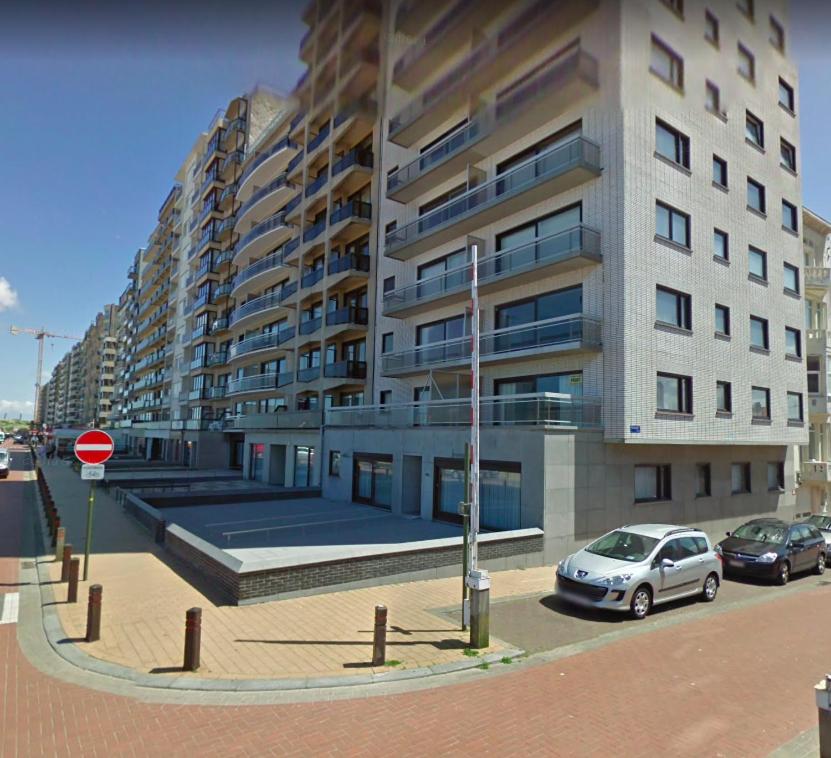 Luxueus appartement met ruim terras, frontaal zeezicht 4 à 5 personen