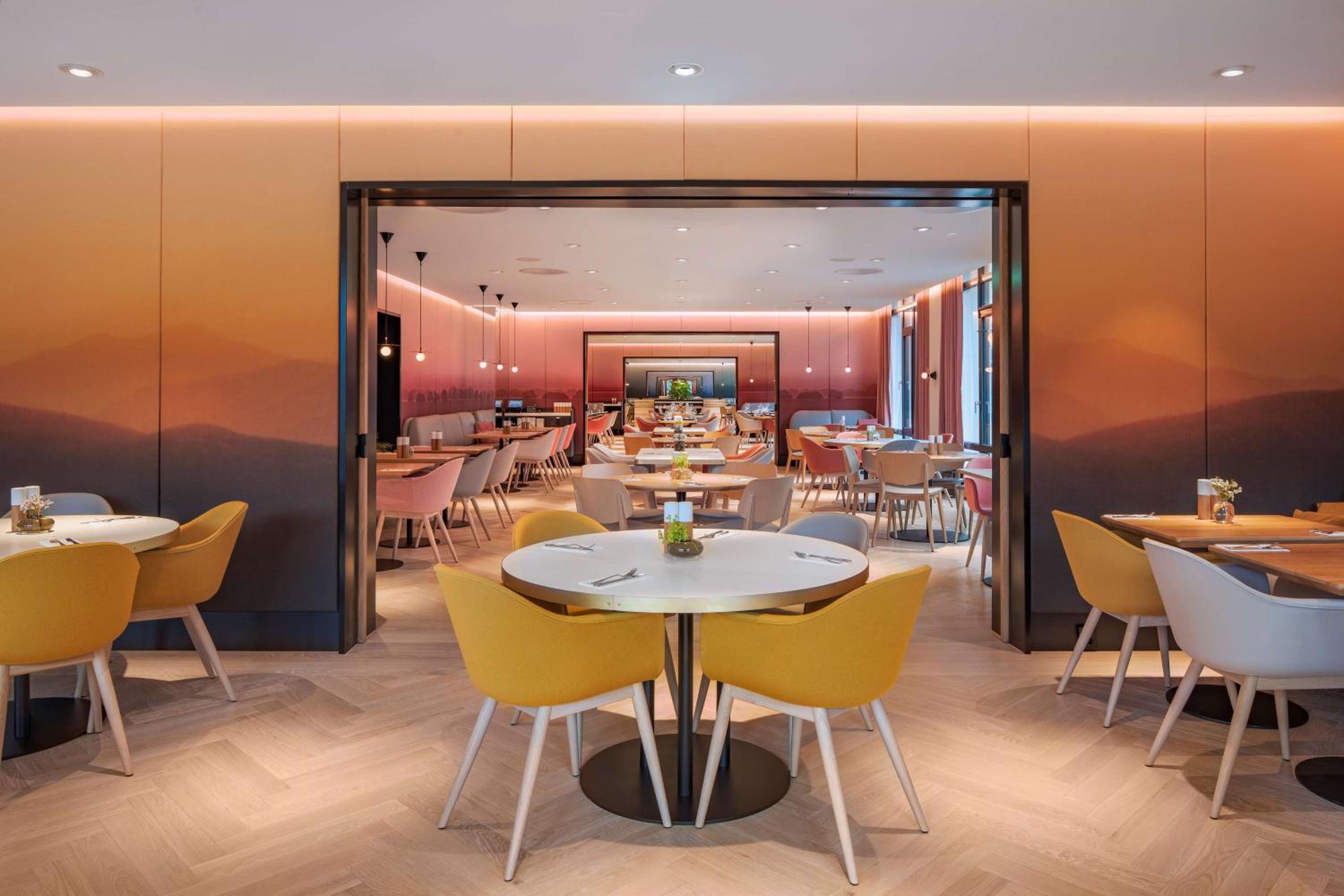 Bergen Vacations - Hotel Norge by Scandic - Property Image 64