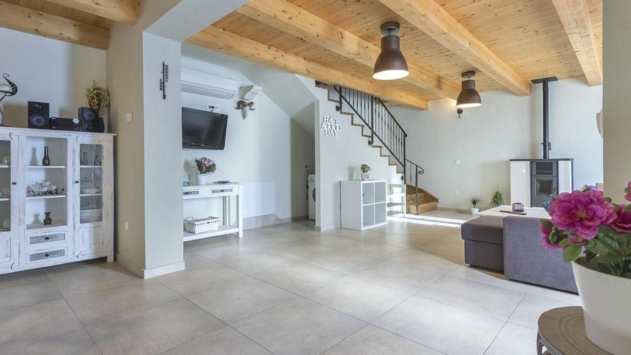 Villa Ive by Villas Holiday view 4