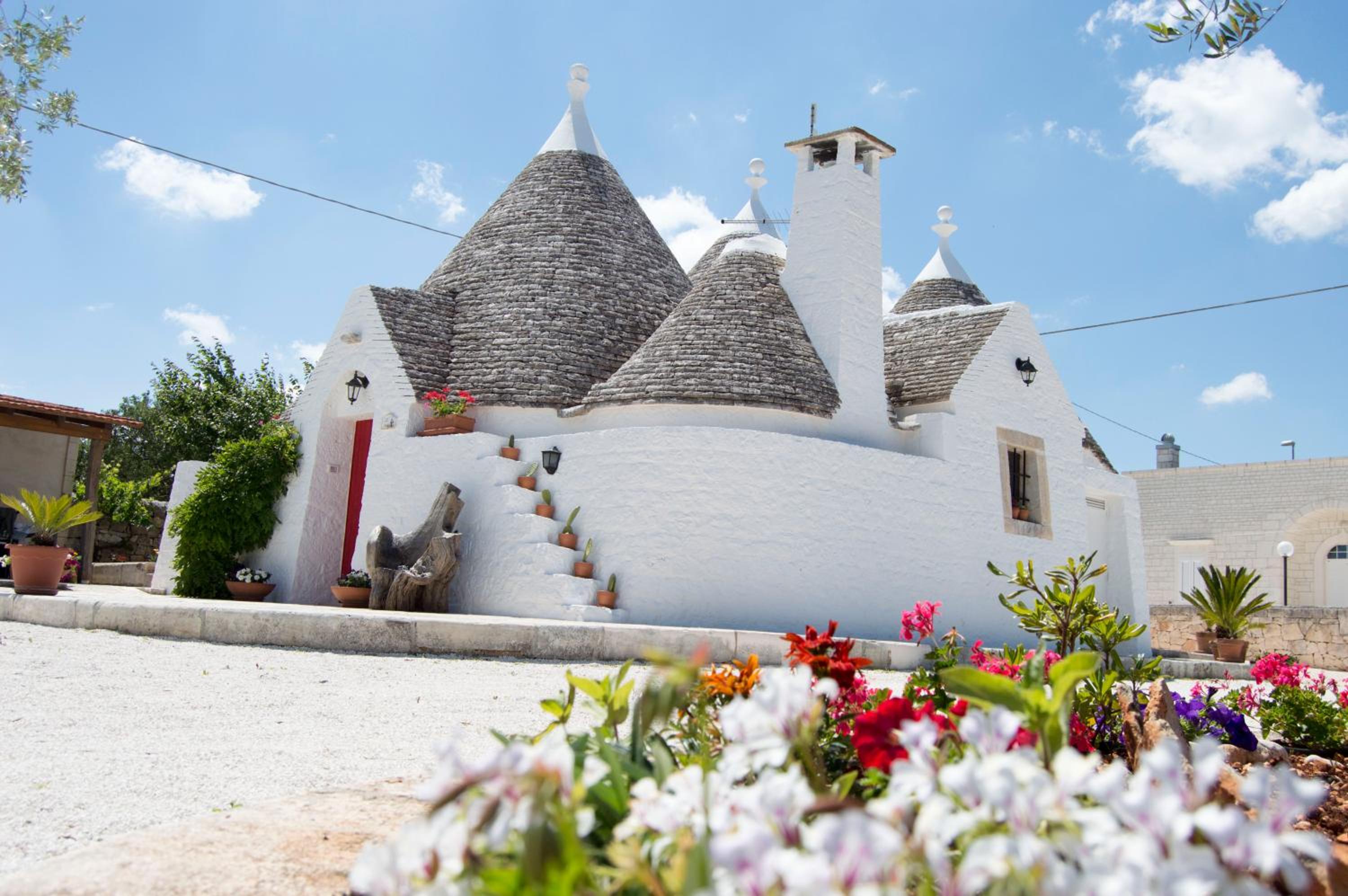 Hotel Il Trullo Pellegrini - Image 1