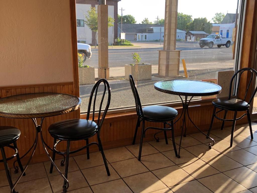 Baker City Vacations - Knights Inn - Baker City - Property Image 30