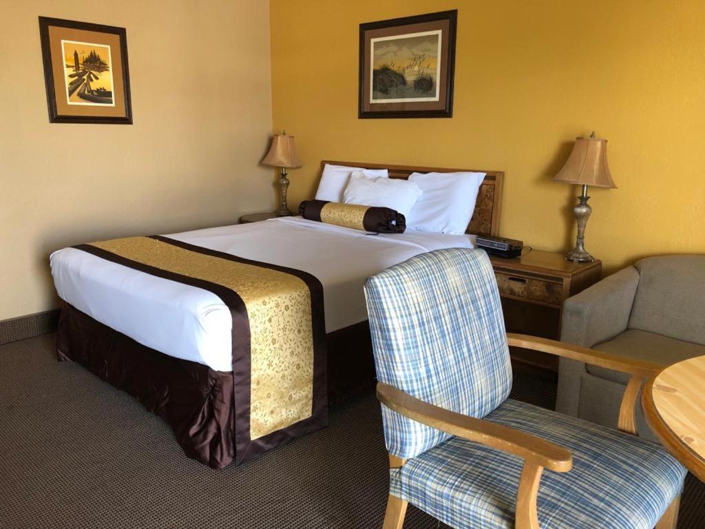 Baker City Vacations - Knights Inn - Baker City - Property Image 67