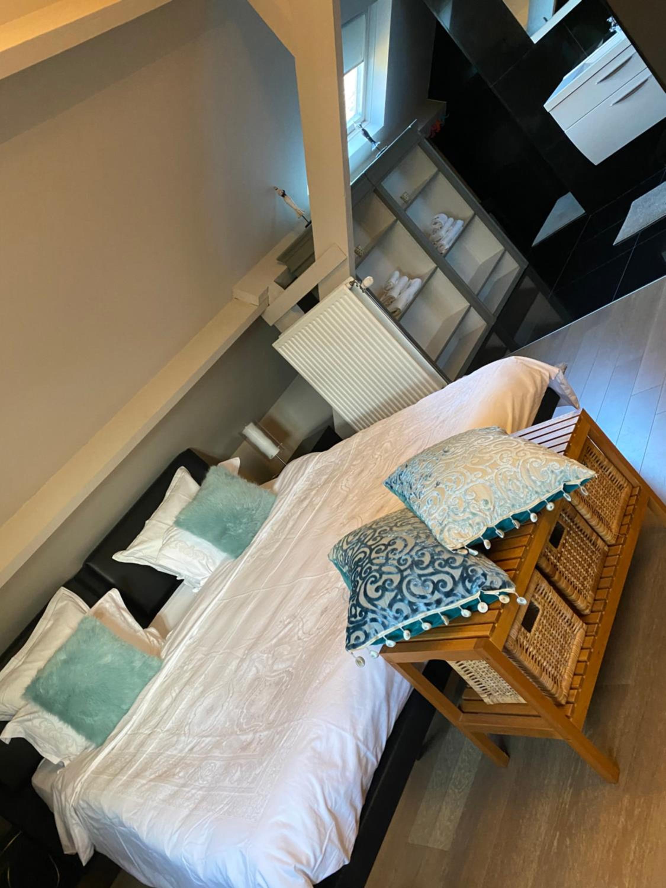 Cosy Studio met Zwembad view 2