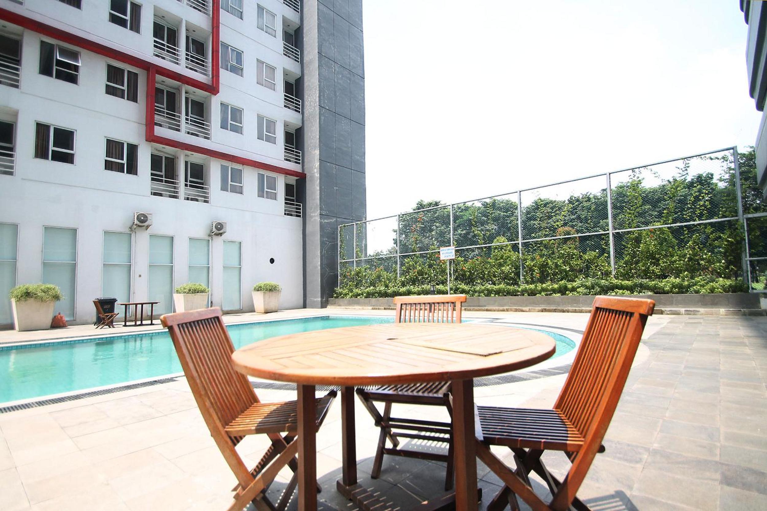 Apartemen Monroe Jababeka Cikarang Bekasi by Aparian view 2