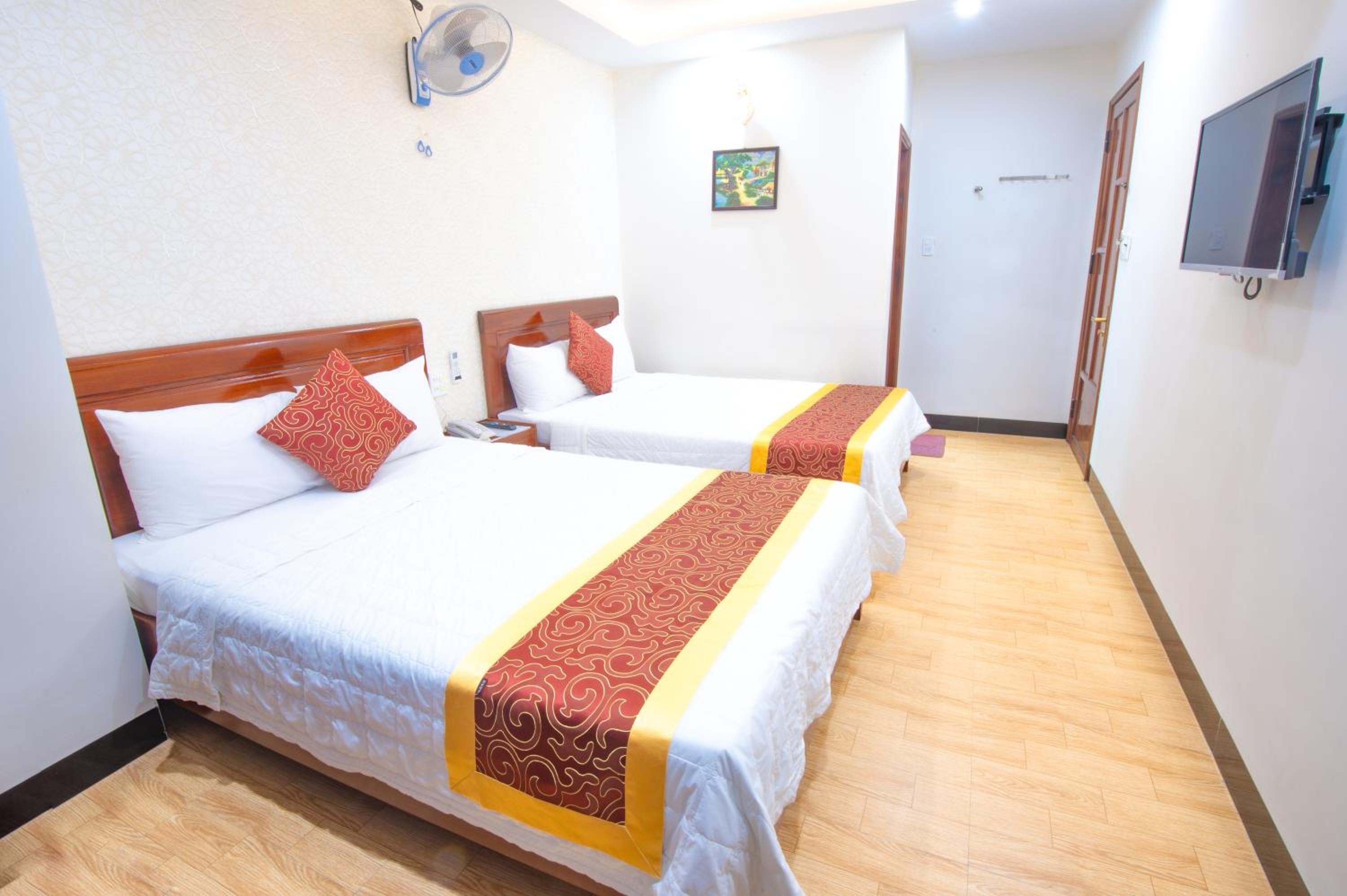 NEW DAY HOTEL