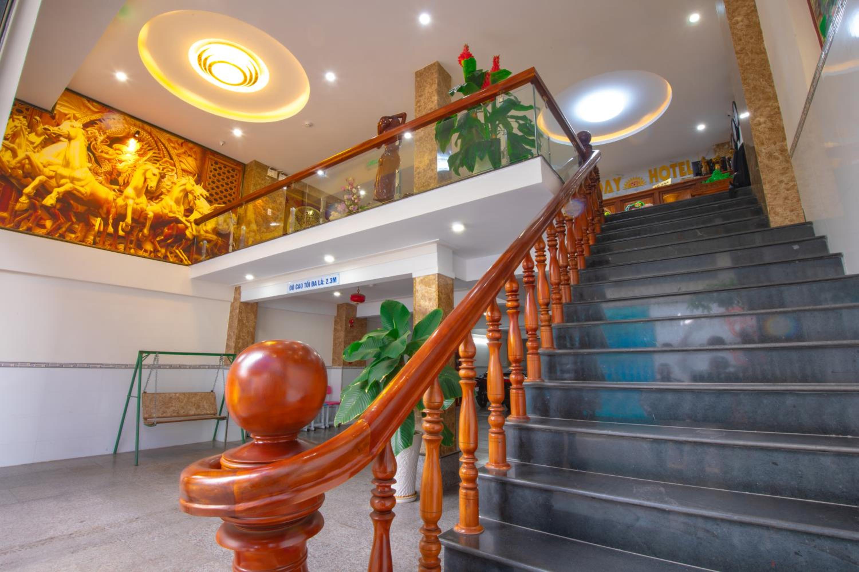 NEW DAY HOTEL