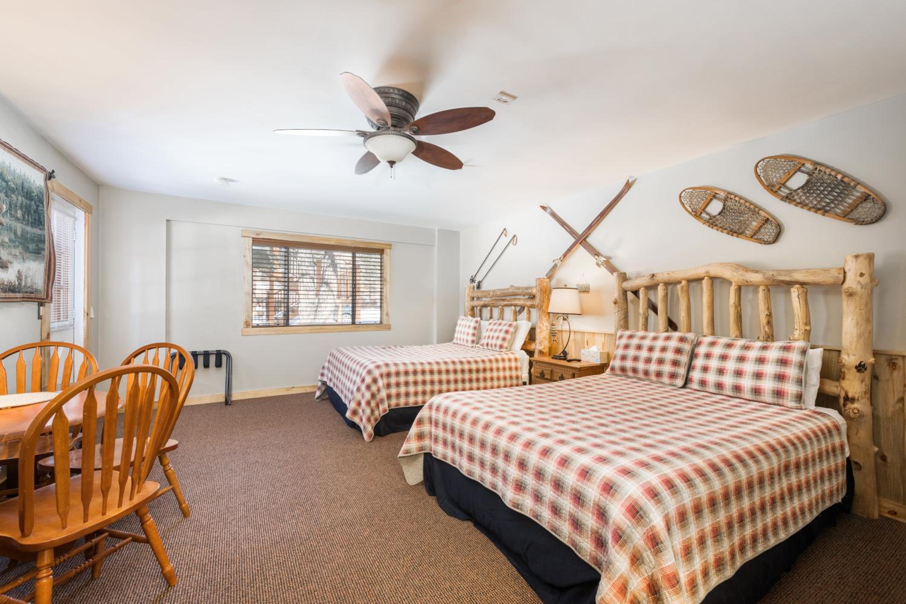 4 Seasons Inn on Fall River - Property Image 128