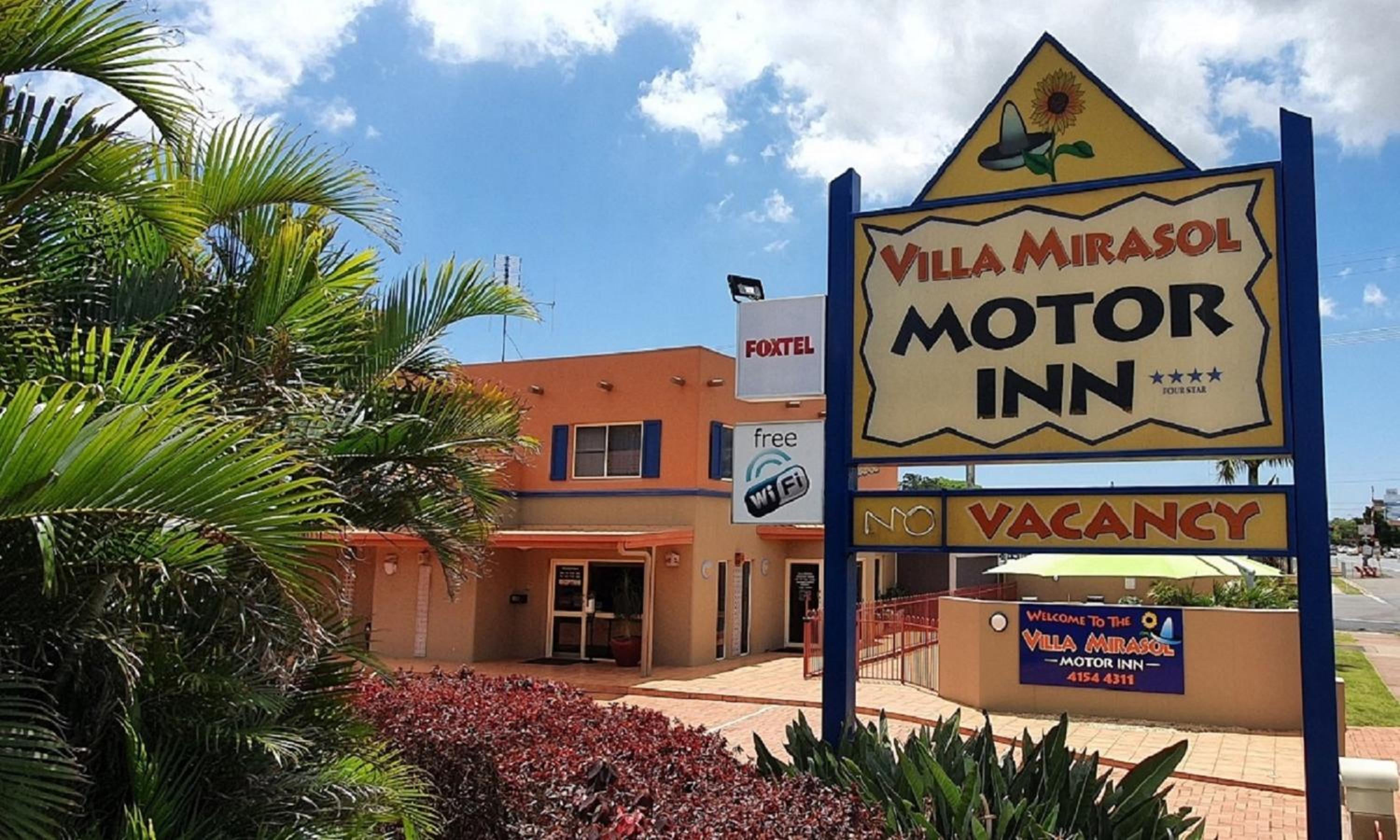 Hotel Villa Mirasol Motor Inn - Image 1