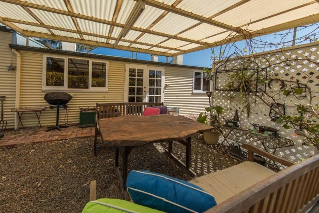 Barossa Valley’s Captain Rodda’s Cottage