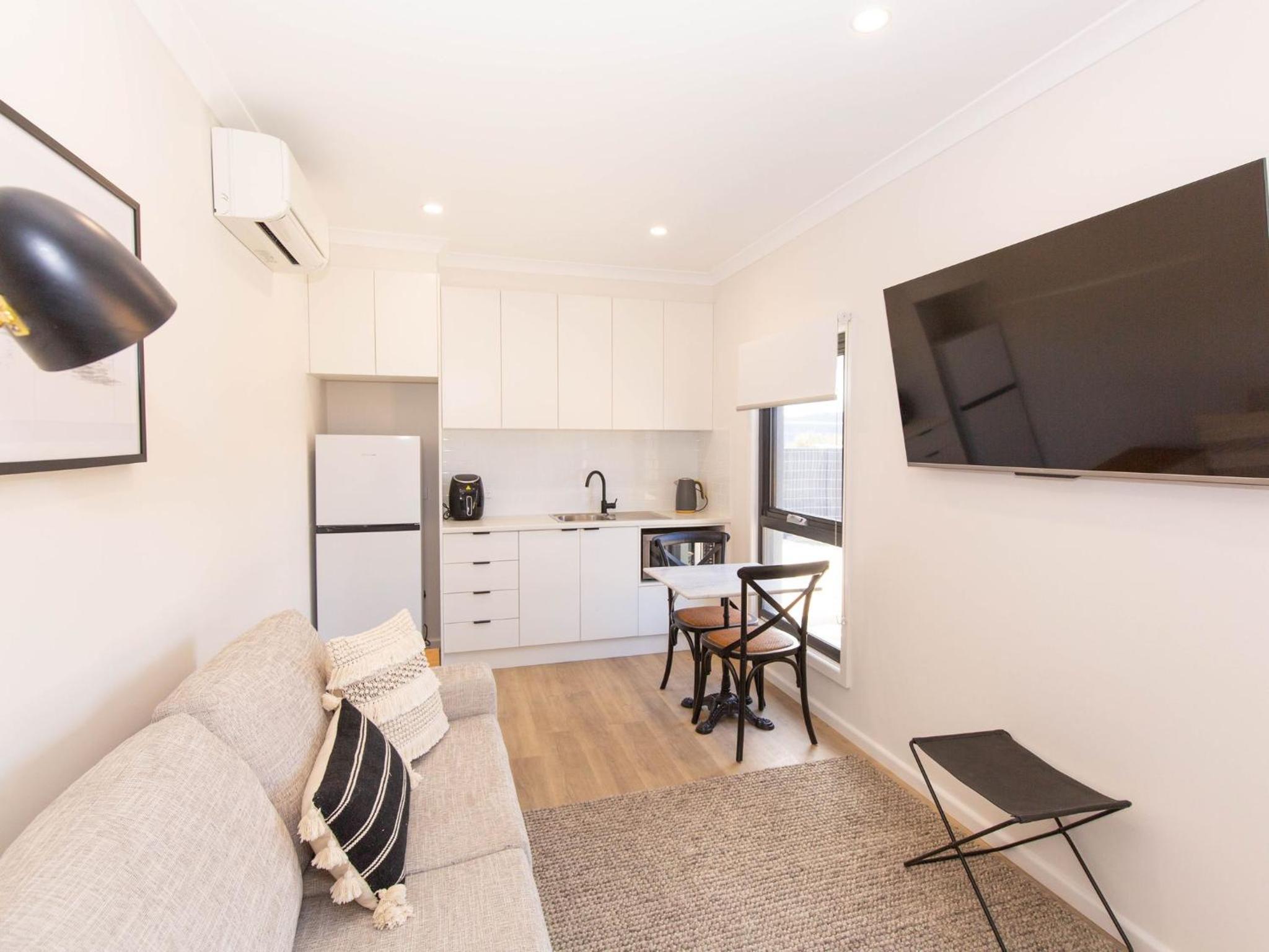 15A Jagungal Close